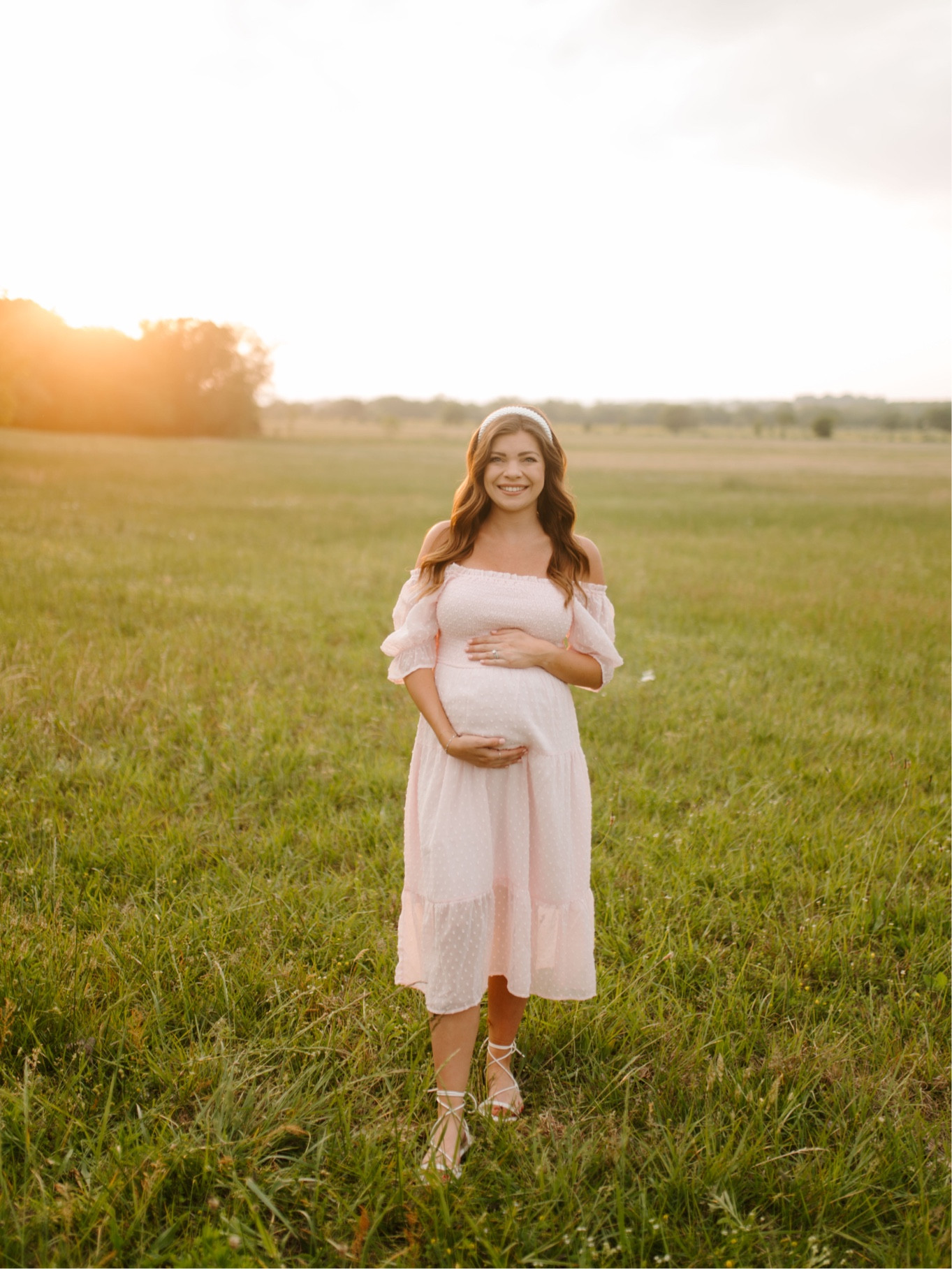 Maternity photos look🩷

Baby shower, baby, baby girl, maternity, floral, spring, summer, girly, pregnancy, pregnant, bump-friendly, affordable

#LTKbump #LTKbaby #LTKfit