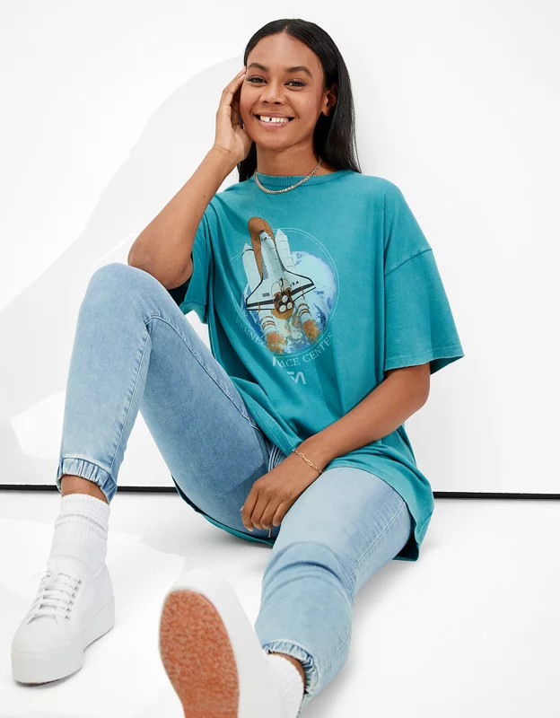 Tailgate Women's Oversized NASA Graphic T-Shirt | American Eagle Outfitters (US & CA)