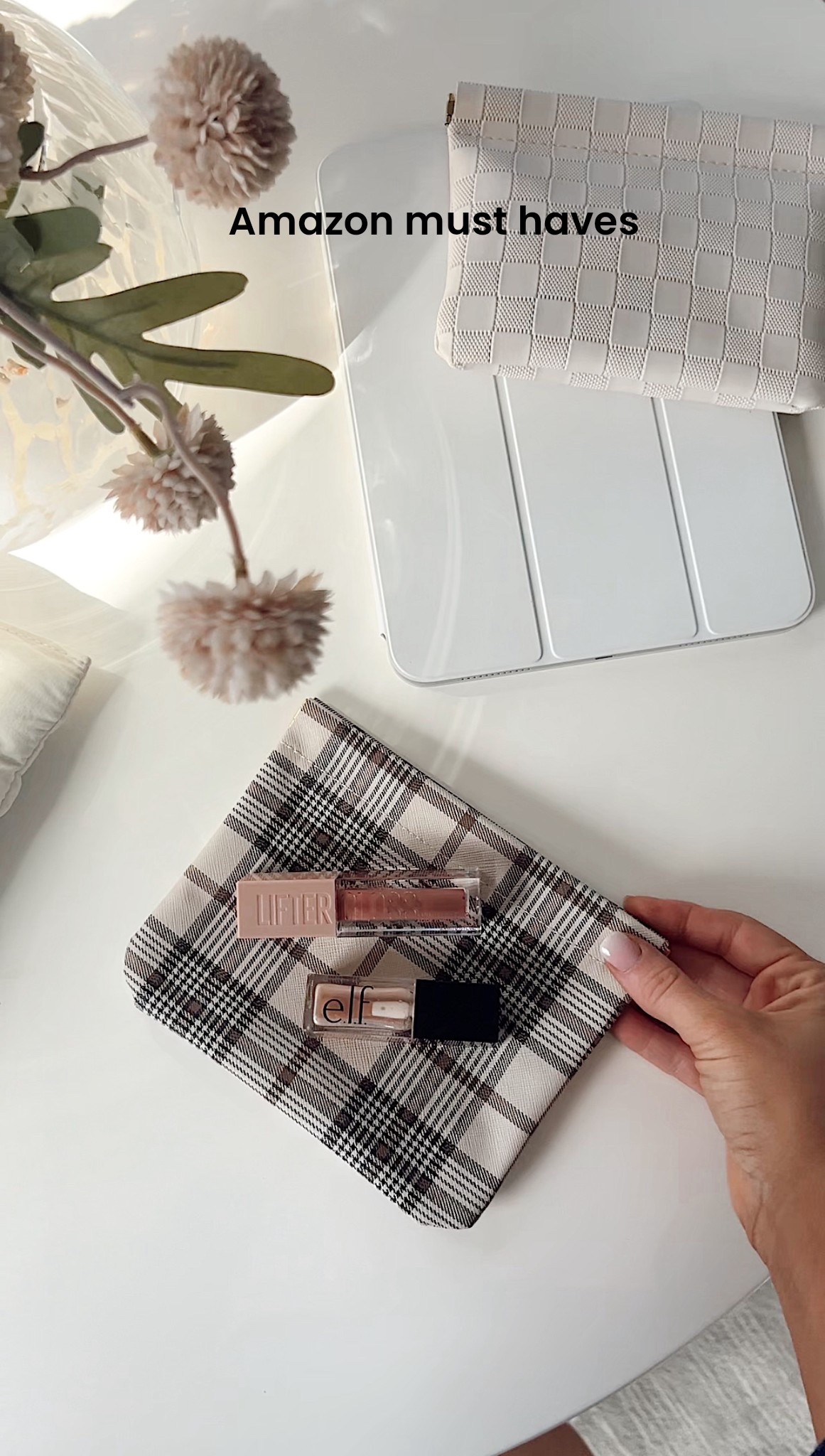 A few of my favorite totes accessories that I carry to the office on a daily basis! Love these little cases to put your gloss, pens or glasses in!! 

#LTKWorkwear #LTKFindsUnder50