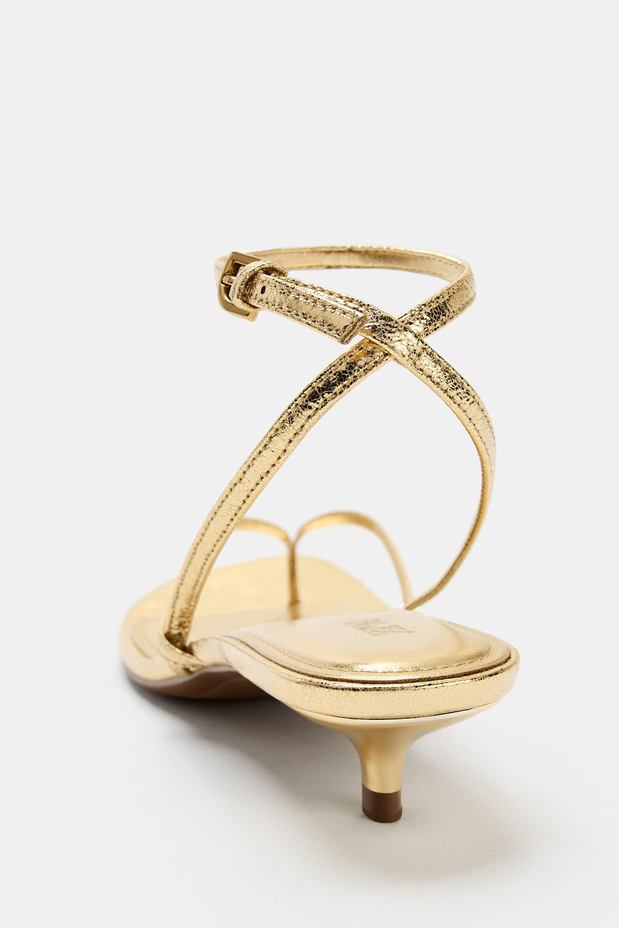 METALLIC-EFFECT KITTEN HEEL SANDALS | Zara UK