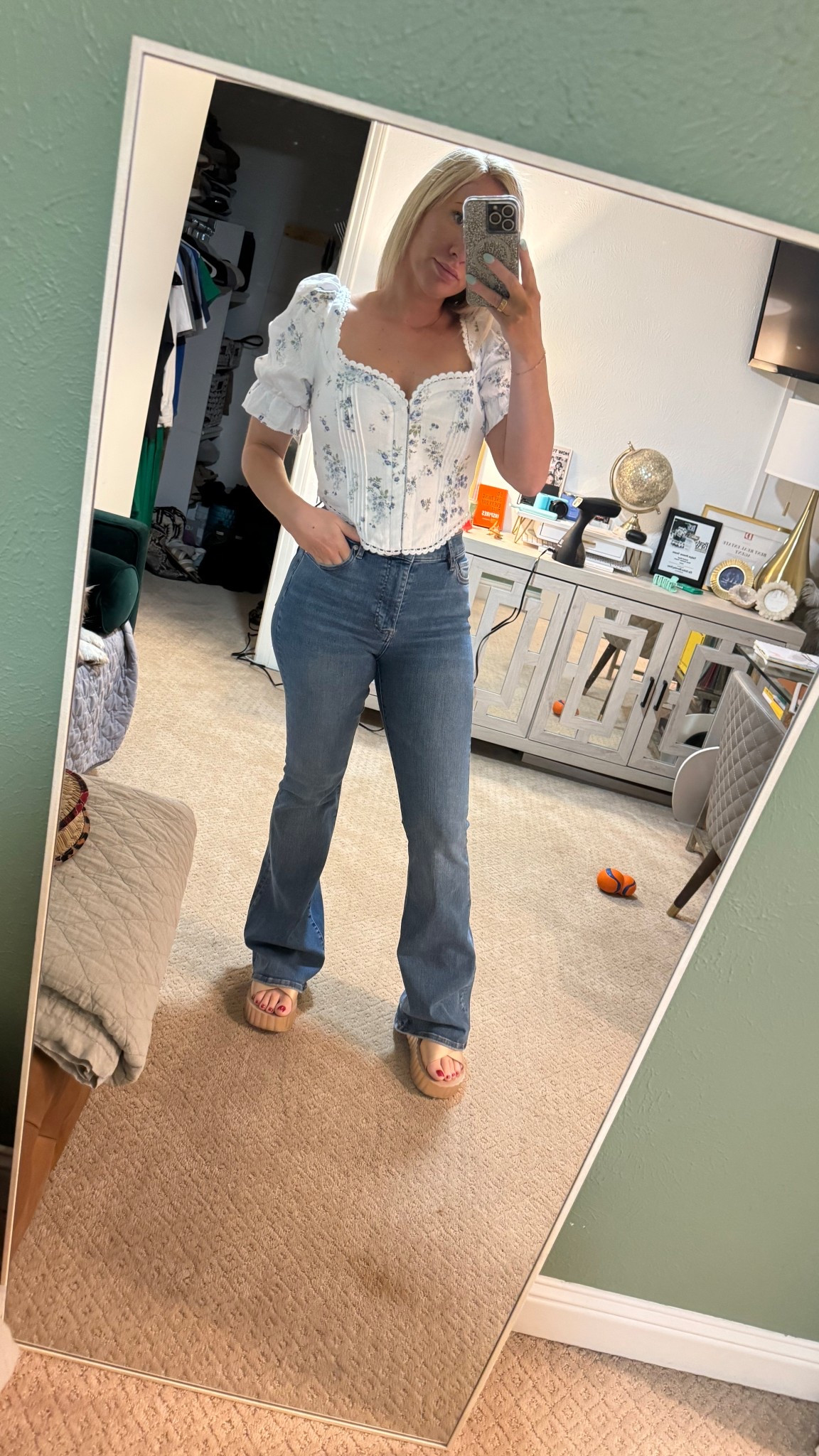 This blouse + these jeans are a match made in heaven!!!

#LTKStyleTip #LTKWorkwear #LTKSeasonal