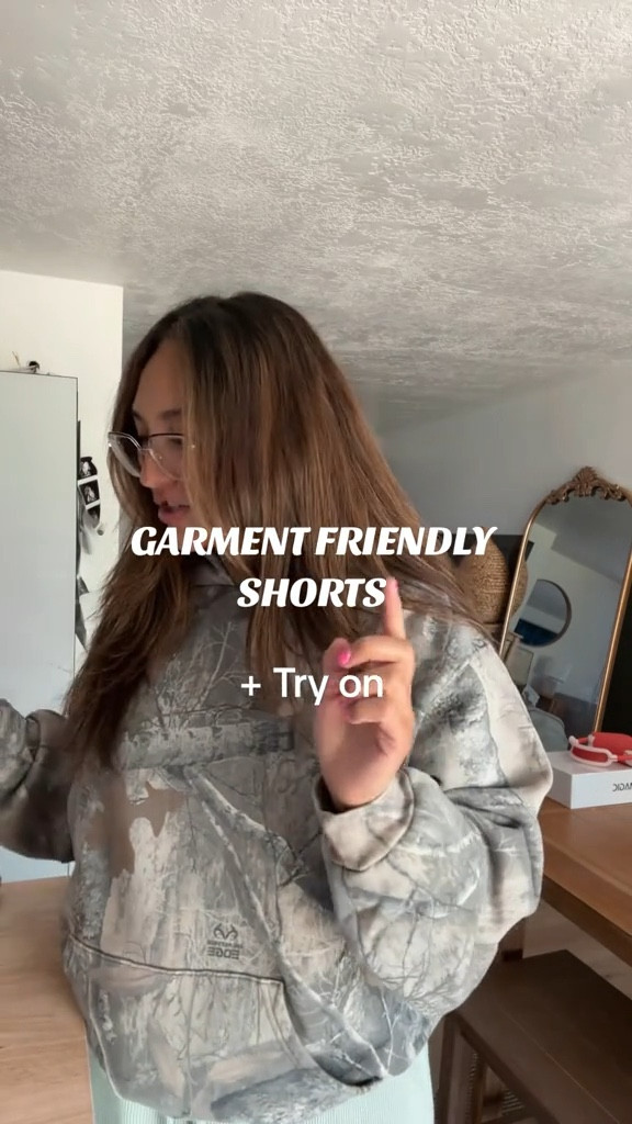 Garment friendly outfits, garment friendly shorts , summer shorts, Bermuda shorts, summer finds

#LTKFindsUnder50 #LTKStyleTip #LTKSeasonal