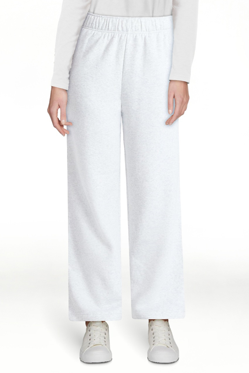 No Boundaries Soft Fleece Wide Leg Pants, 30” Inseam, 1 or 2-Pack, Women’s XXS-4X | Walmart (US)