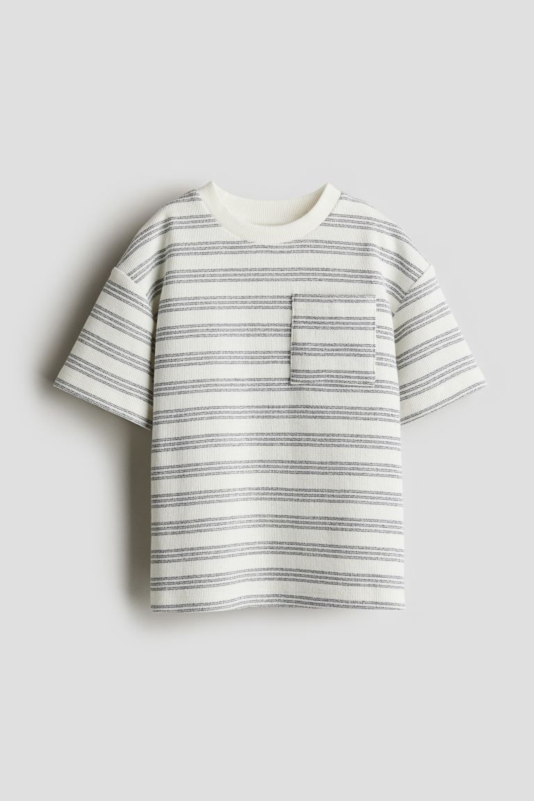 Chest-pocket T-shirt | H&M (US + CA)