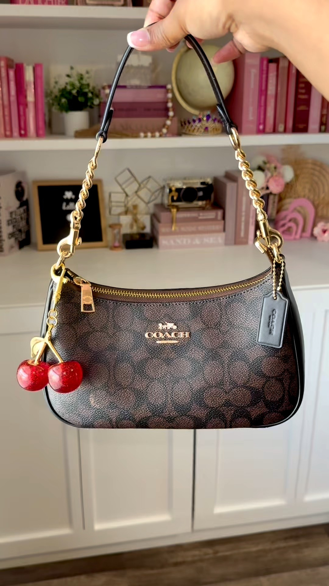 The cutest little cherry bag charm 🍒✨ Adding an elegant, feminine touch to my purse and keys. Perfect if you love chic accessories or want a sweet gift for her—so classy and adorable at the same time.

#BagCharm
#PurseAccessories
#HandbagAccessories
#CuteAccessories
#GiftForHer

#LTKFindsUnder50 #LTKFindsUnder100 #LTKBeauty