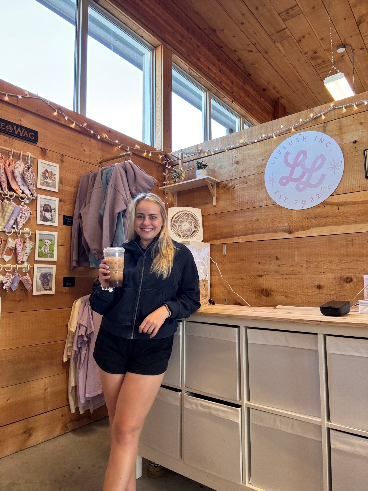 Cozy market outfit before it gets too warm this afternoon ☀️🫶🏼

#LTKcanada #LTKsummer #LTKfitness