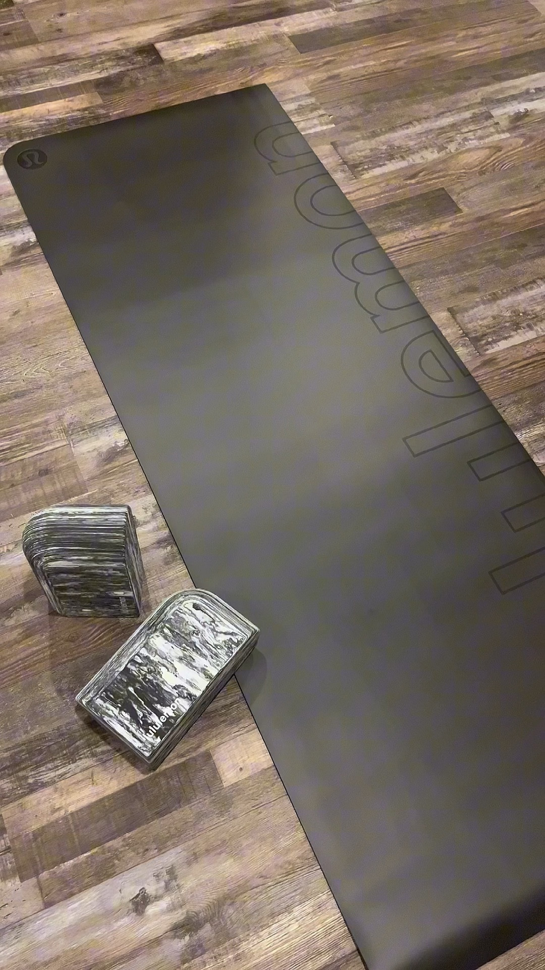 I just got the cutest yoga equipment from Lululemon - the perfect gift for Valentine’s Day! 

Lululemon yoga mat, reversible yoga mat, marble yoga blocks

#LTKGiftGuide #LTKfindsunder100 #LTKfitness