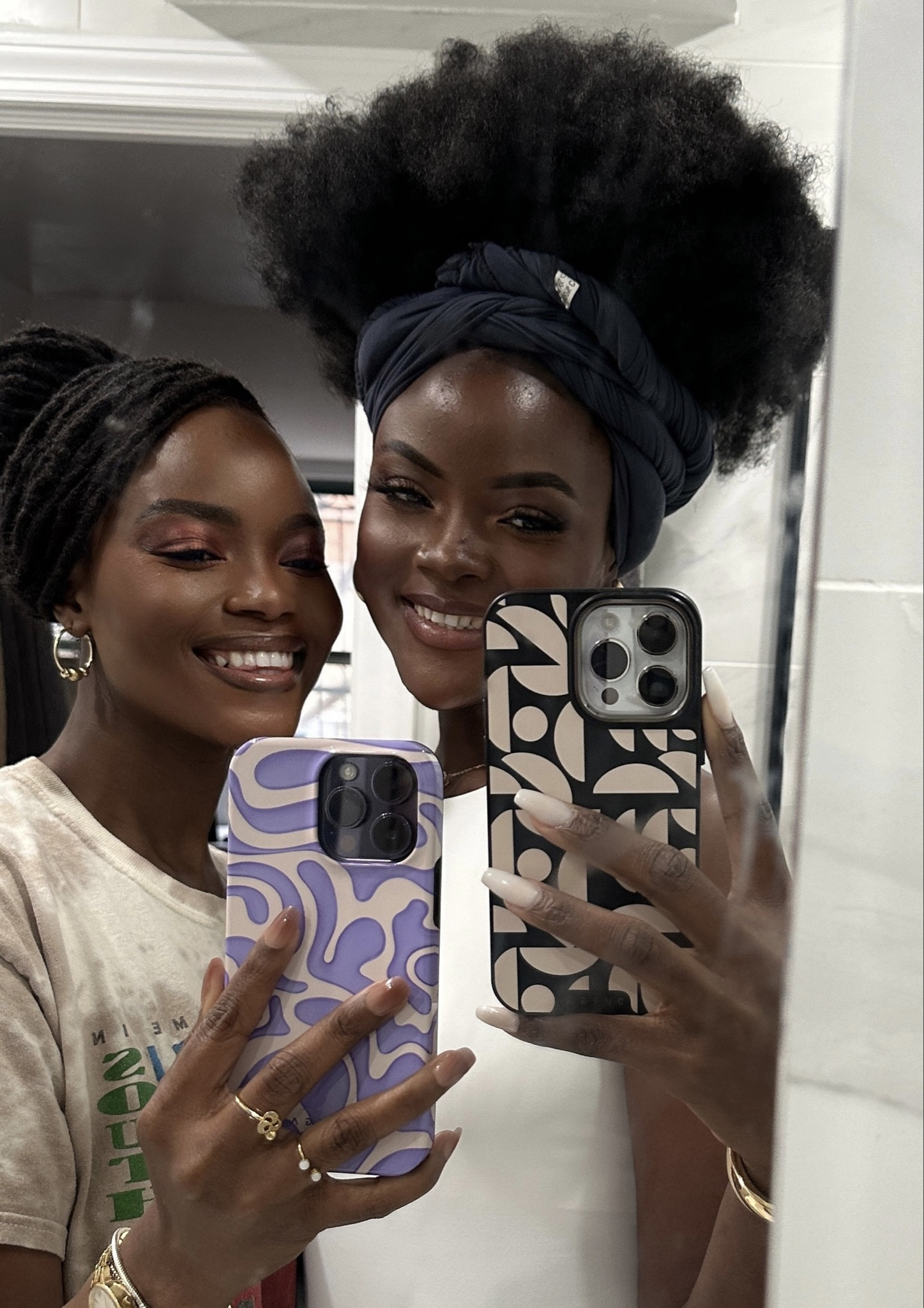 Mirror selfie 🥰🥰
