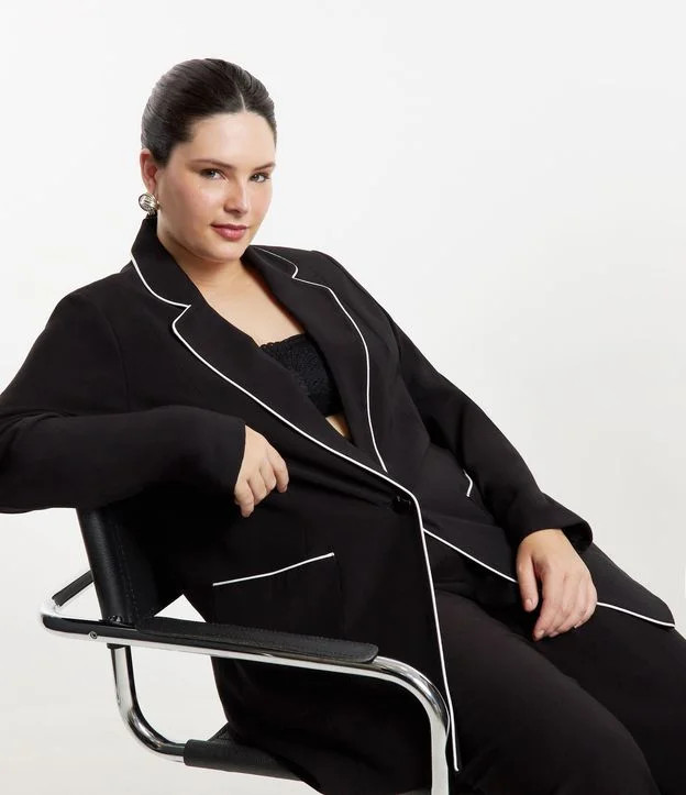 Blazer em Viscose com Detalhe de Viés Contrastantes Curve &  Plus Size Preto | Renner (BR)