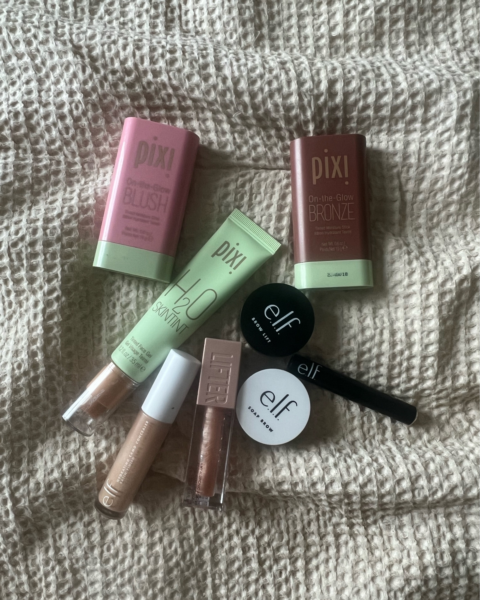 my current faves for a simple makeup look! 

#LTKunder50 #LTKbeauty #LTKFind