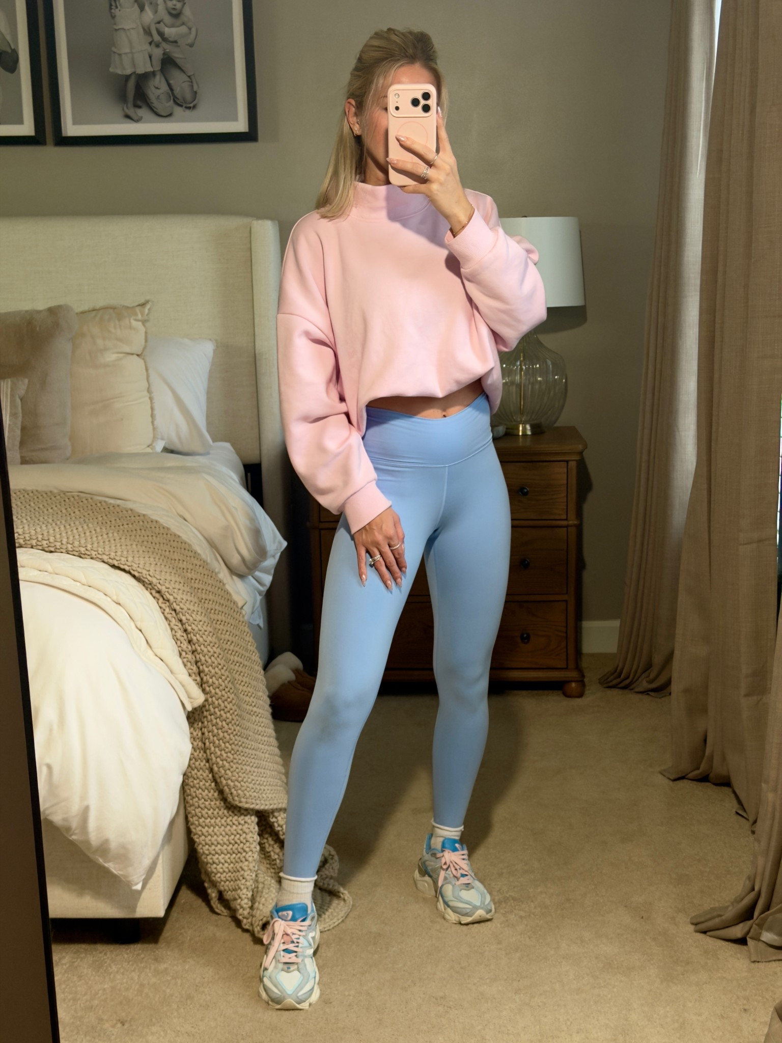 Wearing a medium in top and small in bottoms 🎀✨

#LTKActive #LTKmomlife #LTKTall