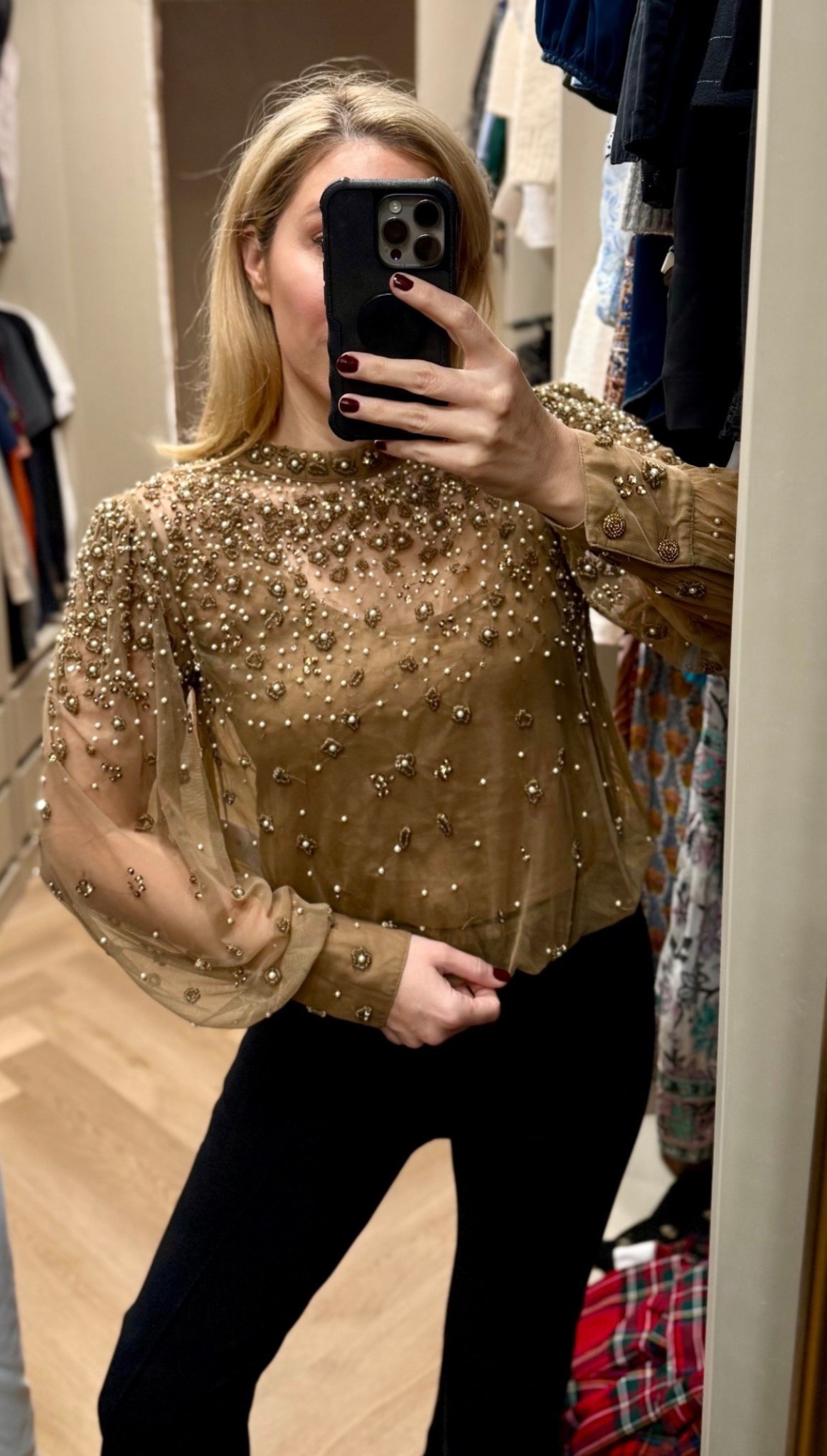 This top would be perfect for NYE!
And these pants are soooo flattering!
NYE Outfit 
New Year’s Eve Outfit 
#LTKHoliday