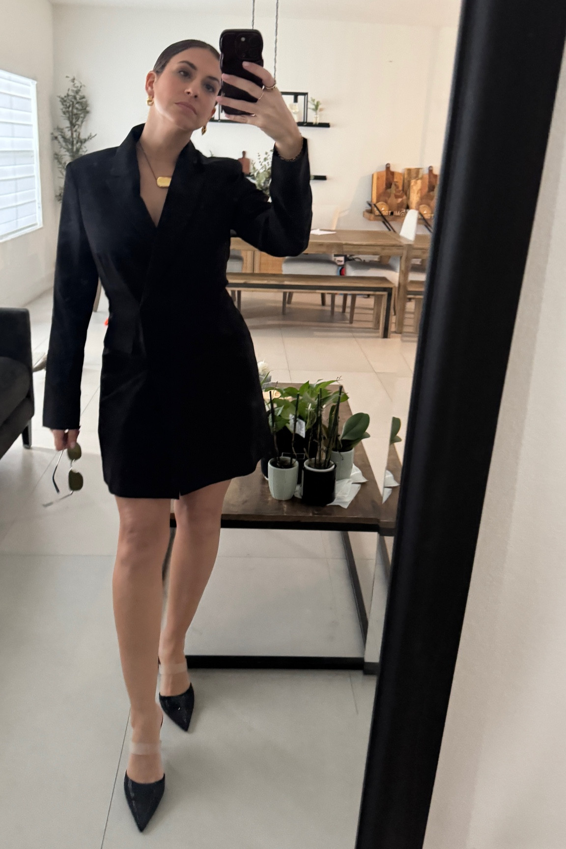 When in doubt, wear black 🖤 I ordered this blazer dress last minute and although my legs were cold, it was worth it. It’s on sale!

#LTKParties #LTKStyleTip #LTKFindsUnder100