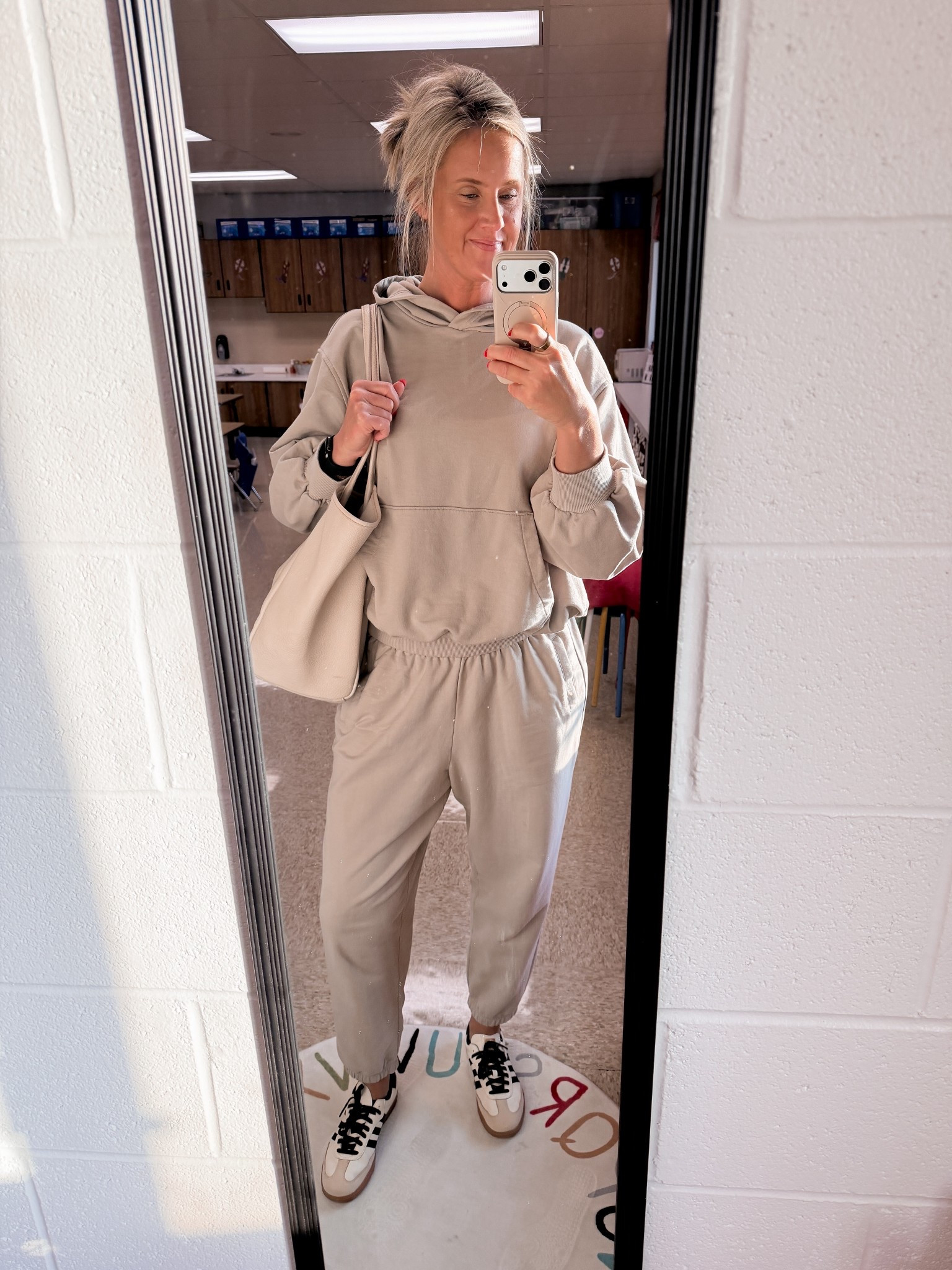 PD work day fit

#LTKActive #LTKootd #LTKWorkwear