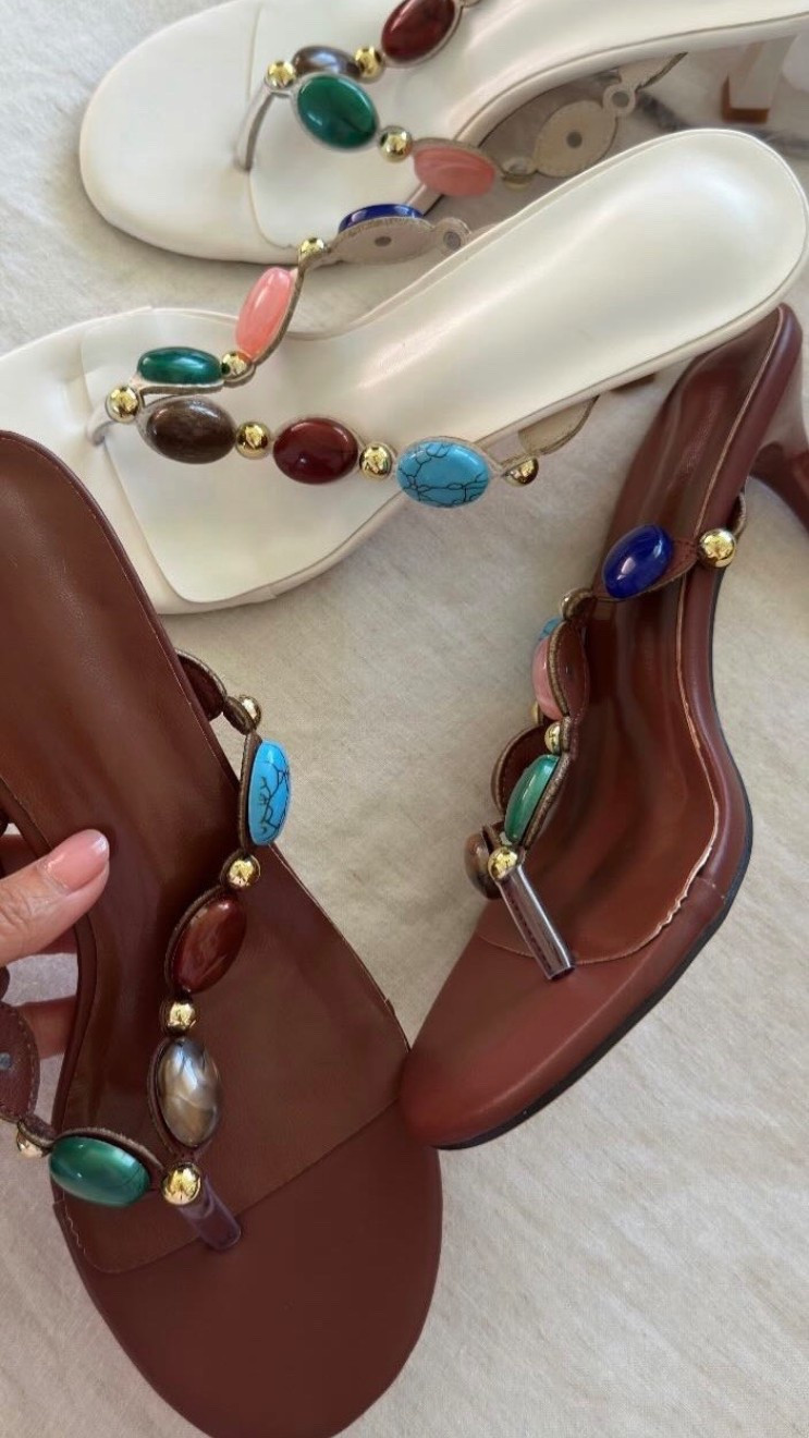 At less than $40, I didn’t even know these were lookalikes of a designer brand. Love that they come in size 5.