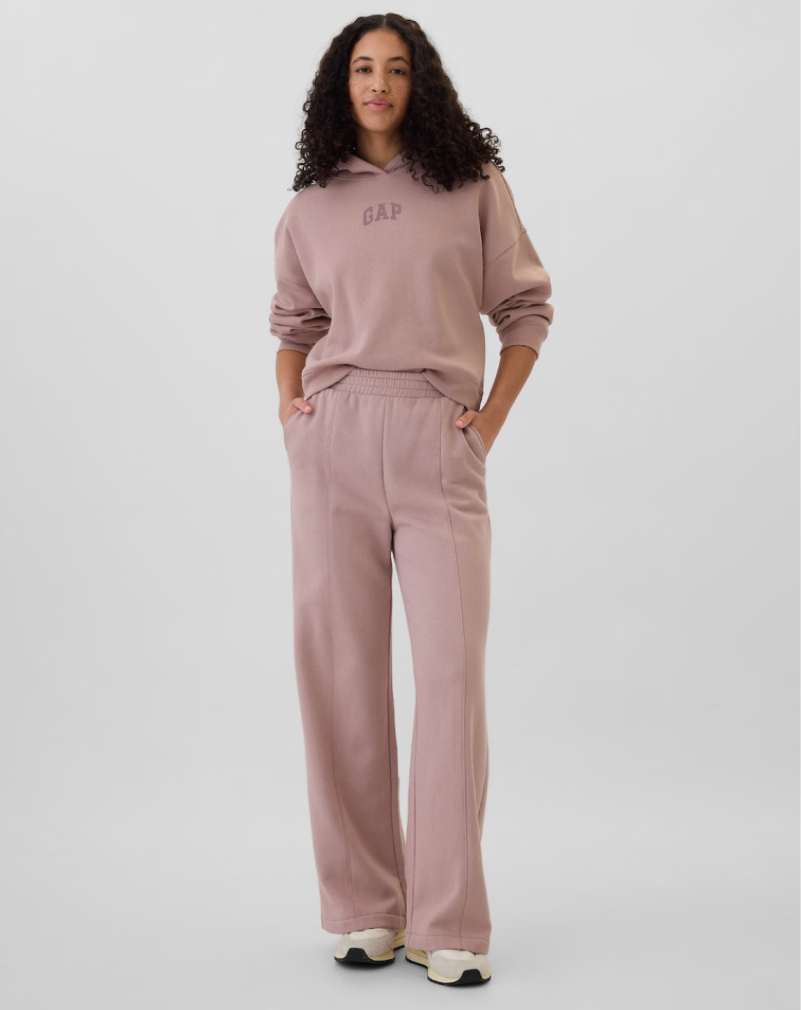 Athleisure for color analysis summers. #hocrosebrown #hocmushroom #hocsummer #houseofcoloursummer #softsummer

#LTKStyleTip #LTKSaleAlert #LTKFindsUnder50