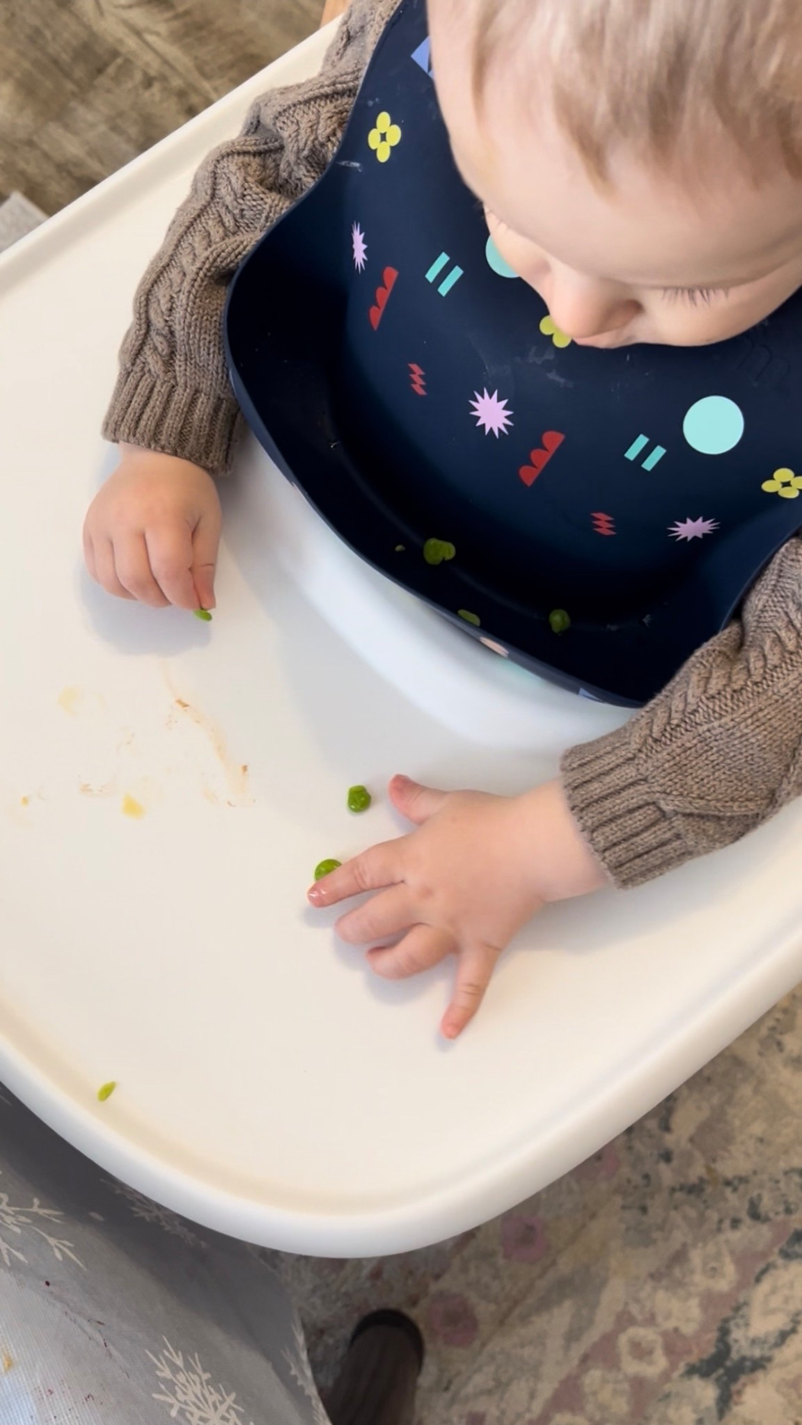 My favorite bib! 

✔️easy and quick magnetic closure
✔️extra wide pockets to catch food
✔️silicone for easy washing 



#LTKKids #LTKBaby #LTKmomlife