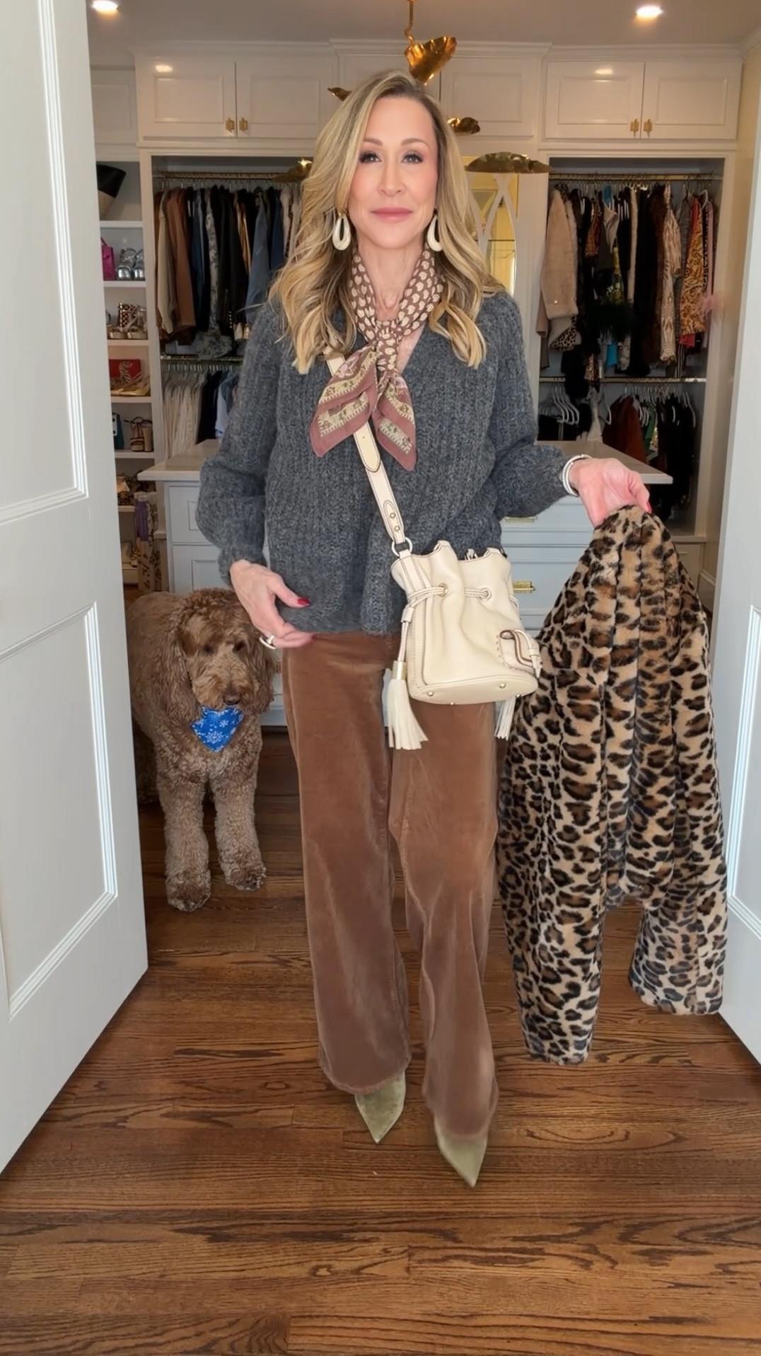 I’m shopping my closet and wearing some of my favorite pieces…brown corduroy wide leg pants from Frame, a grey cardigan sweater from Sezane, a bandana from Free People and Jimmy Choo boots (these boots are on sale, insanely comfortable and surprisingly versatile).  My bag is older and the leopard jacket (under $100) is from Ann Taylor.


#LTKFindsUnder100 #LTKootd #LTKOver40
