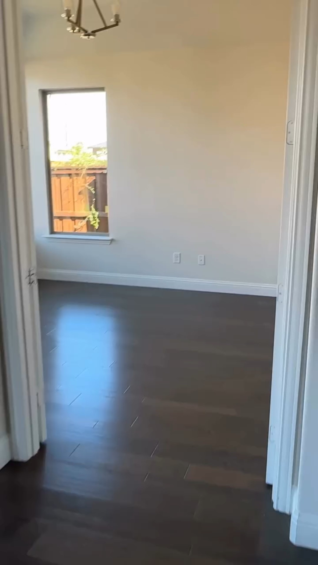 Moving day part 3—
Moving day ✨ Come take a little tour of our new home before the boxes take over! Sharing a peek at the spaces I can’t wait to decorate — from the kitchen to the cozy corners that already feel like us. Stay tuned for all the home finds, furniture updates, and affordable + luxe pieces coming soon 🤍

#HomeTour #NewHouse #MovingDay #HomeDecorInspo #AffordableHomeFinds #LuxeForLess #NeutralHome #ModernClassicStyle #LTKHome #Over40Style #ChristianInfluencer

#LTKFamily #LTKHome #LTKStyleTip