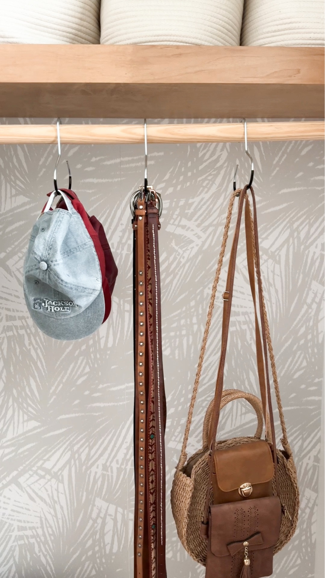 Love these for organizing my hats, belts and bags!

Purse organizer, purse hanger, belt hanger, hat hanger, closet organization 


#LTKmomlife #LTKHome