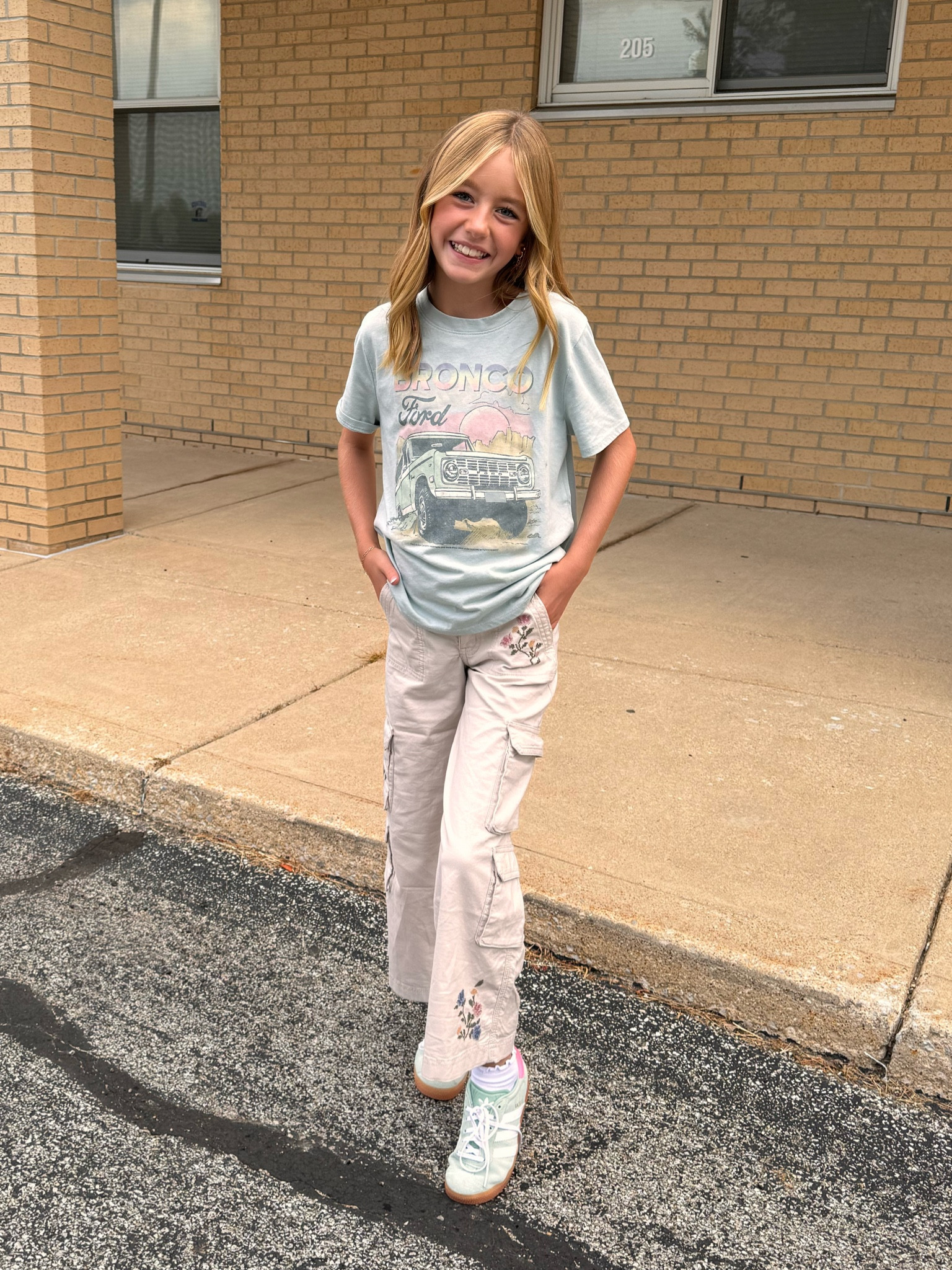 Back to school fashion | Abercrombie kids | graphic tee | kids adidas sneakers 

#LTKShoeCrush #LTKFindsUnder100 #LTKKids