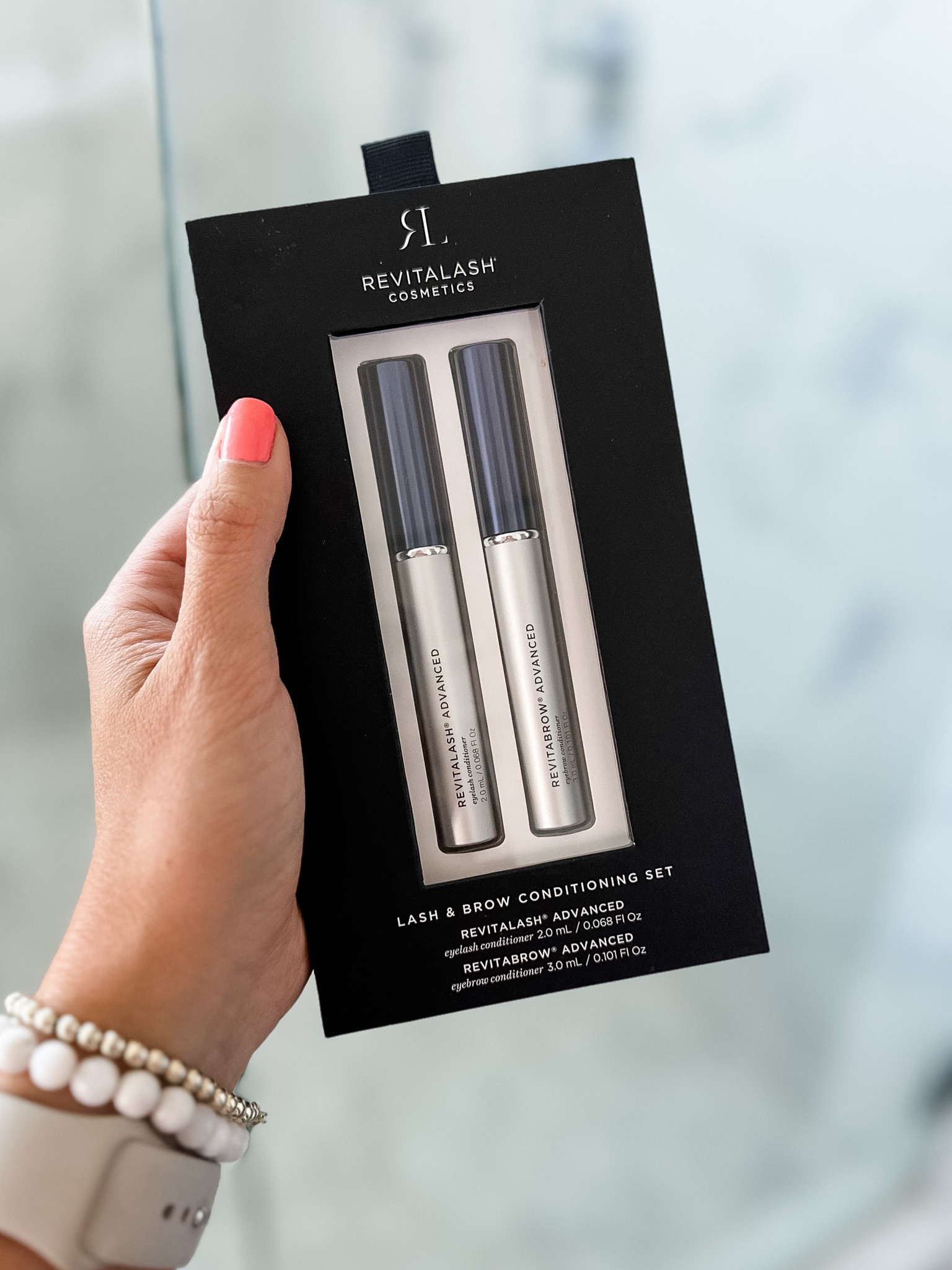 Revitalash lash & brow conditioning set $100 at Nordstrom ($211 value)!

Includes a full size lash serum, which is usually $100 by itself, so you’re getting the brow serum for free 🙌🏼 I’ve been using the lash serum for years and can attest to how well it works, so I’m excited to try it on my brows!

#LTKsalealert #LTKbeauty #LTKunder100