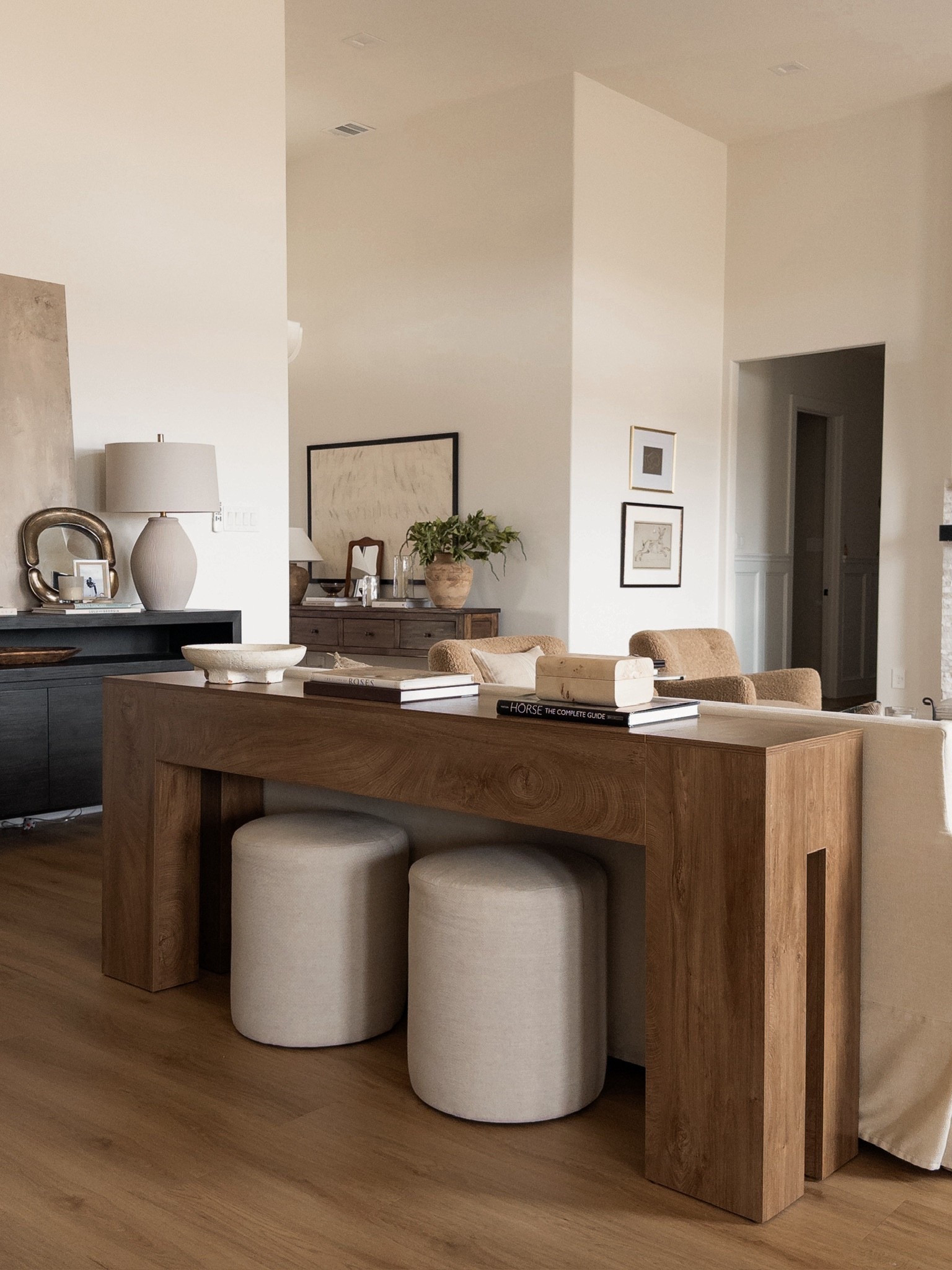 loving this view right now

home finds, affordable console table, console table styling, sofa table styling, living room styling 

#LTKSeasonal #LTKHome