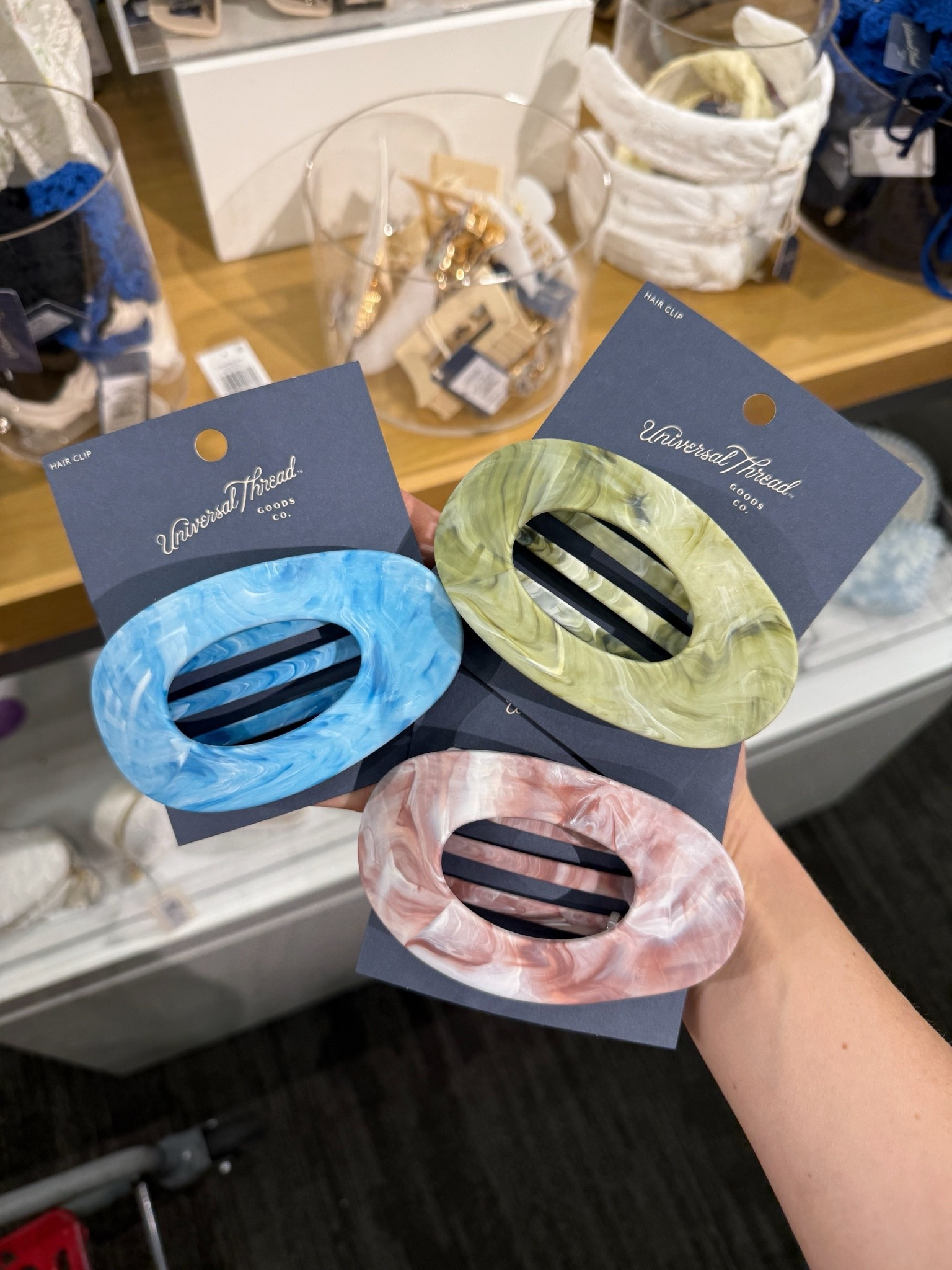 Universal Thread claw clips

#LTKSeasonal #LTKootd
