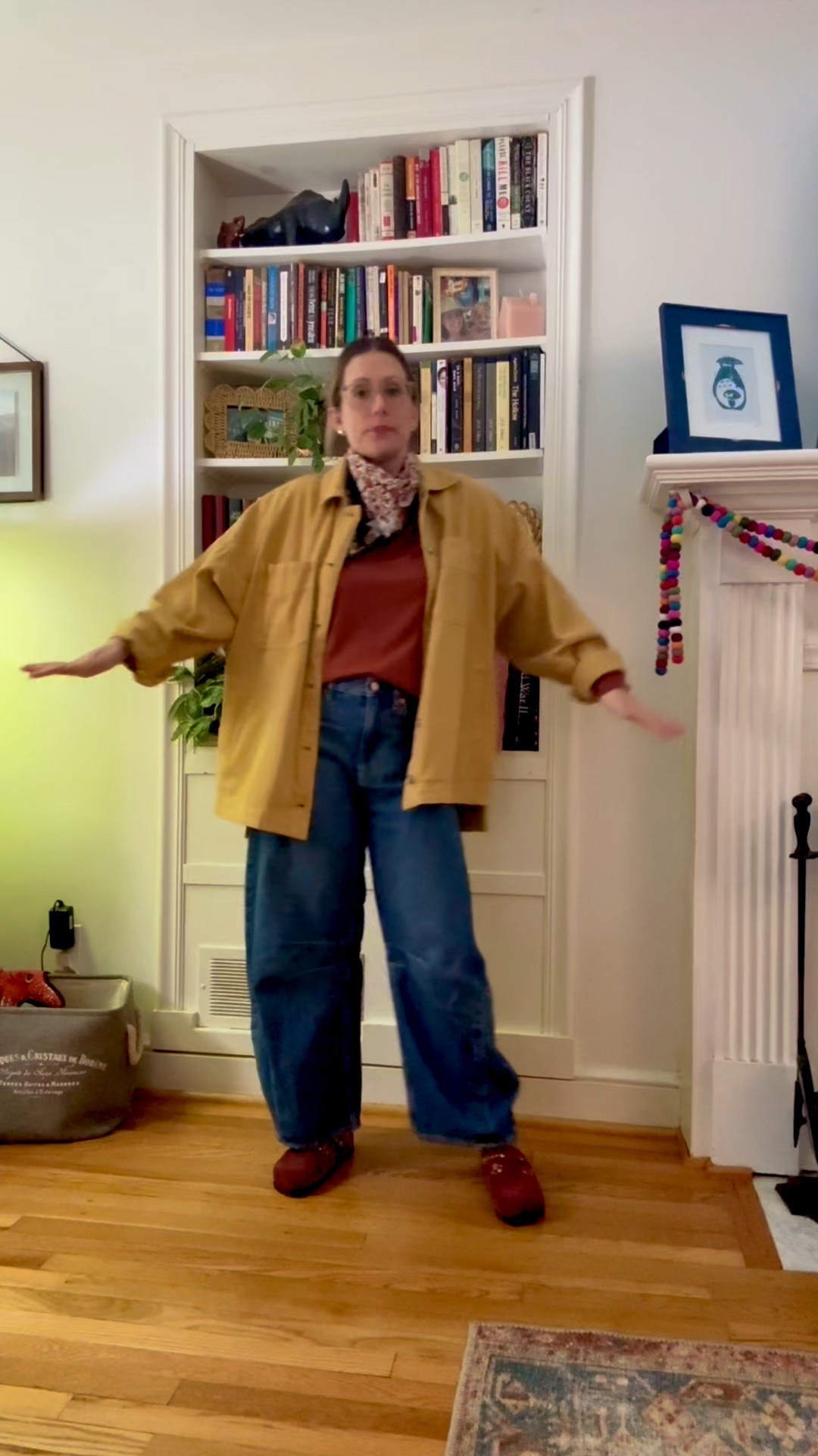 Sometimes the random outfit combos end up being the best ones ✨

Bandana, studded Birks, and suddenly I feel like I’m ready for a spontaneous adventure... or a planned family shoe shopping trip. You know, options  

#LTKmomlife #LTKootd