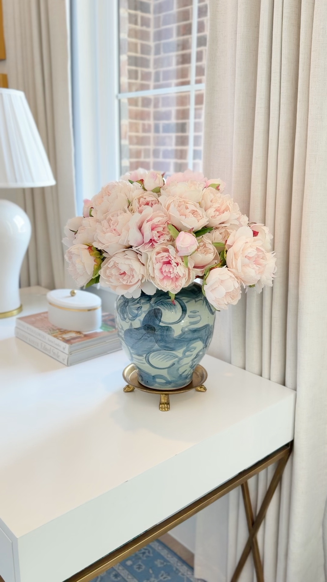 My exact vase is back in stock 💙 spring decor blue vase gold clawfoot tray 

#LTKHome #LTKSaleAlert