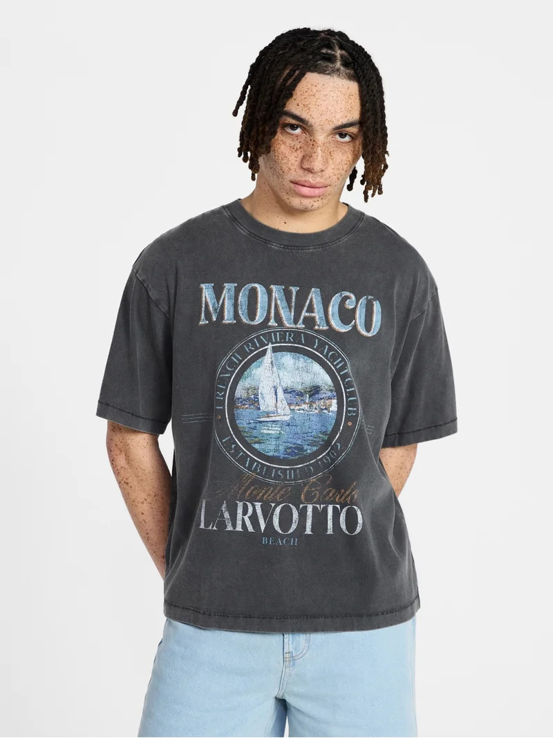 No Boundaries Heavyweight Graphic Tee with Short Sleeves, Men's XS-4XLT | Walmart (US)