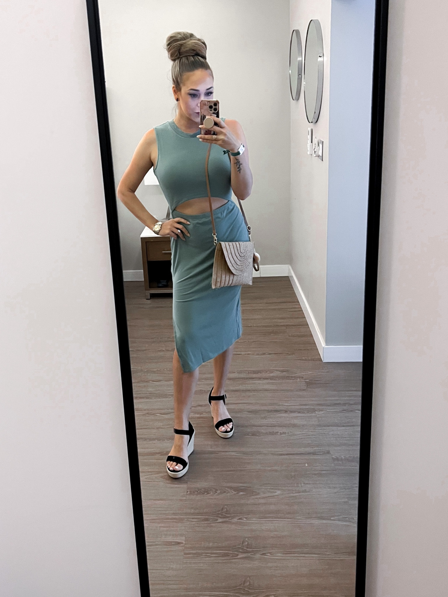 Date night fit 

#LTKunder50 #LTKtravel #LTKSeasonal