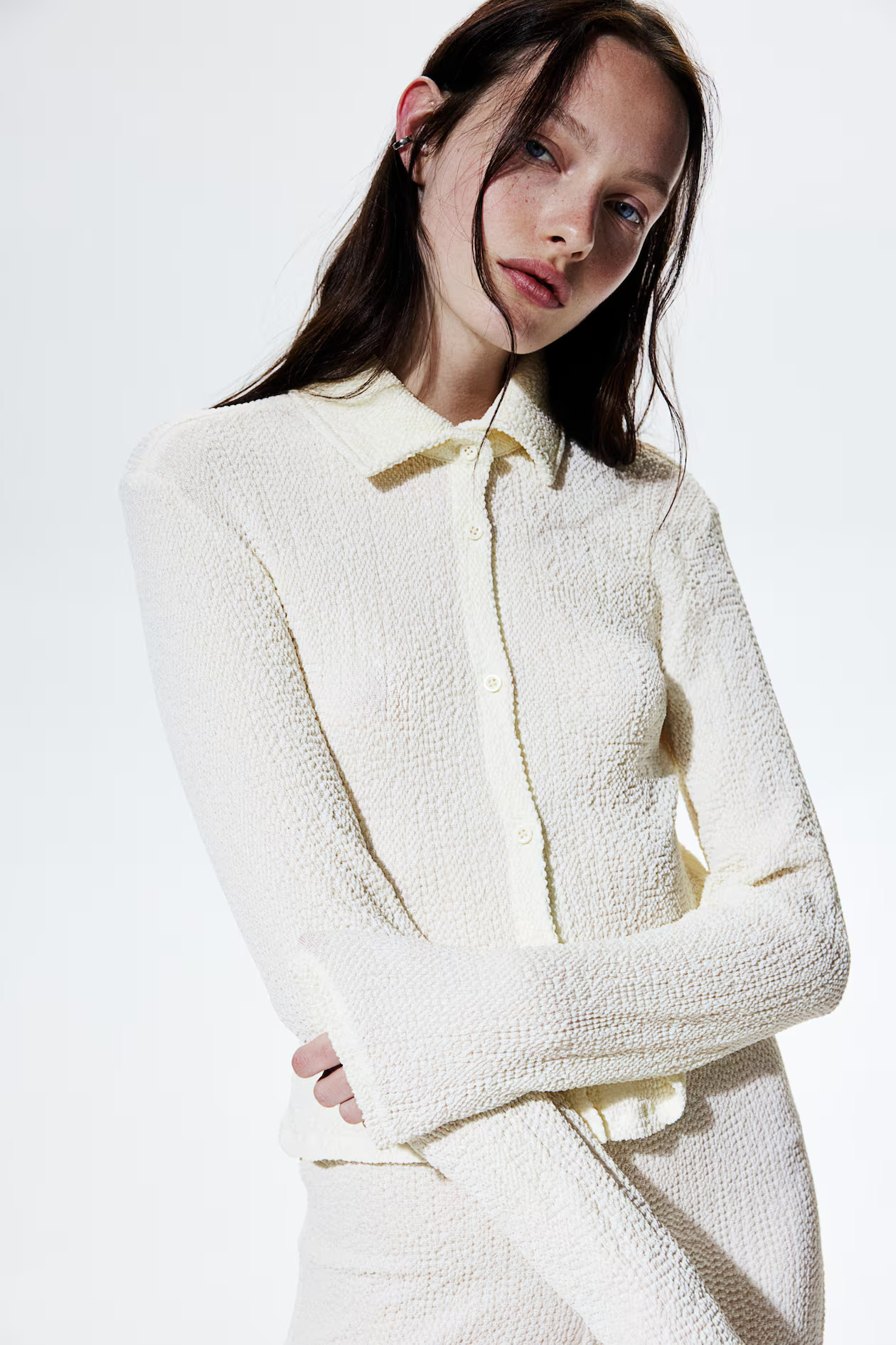 Textured shirt - Cream - Ladies | H&M GB | H&M (UK, MY, IN, SG, PH, TW, HK)