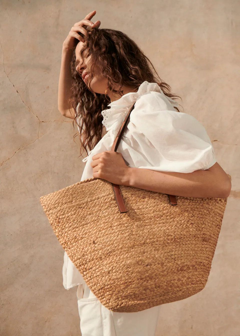 Jute basket bag | MANGO (UK)