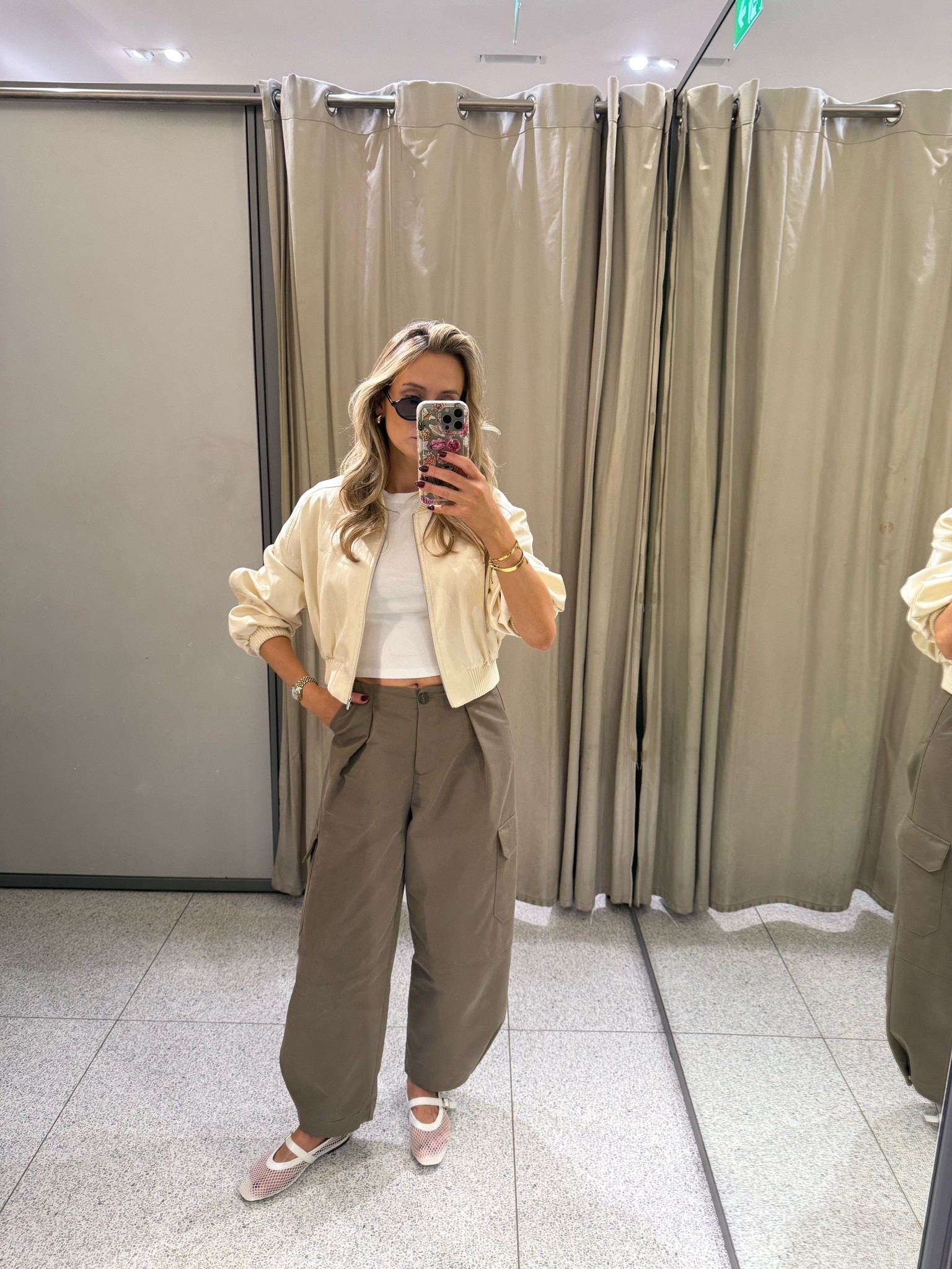 Cargos and a satin bomber. Loved this outfit today.

#LTKuk #LTKautumn