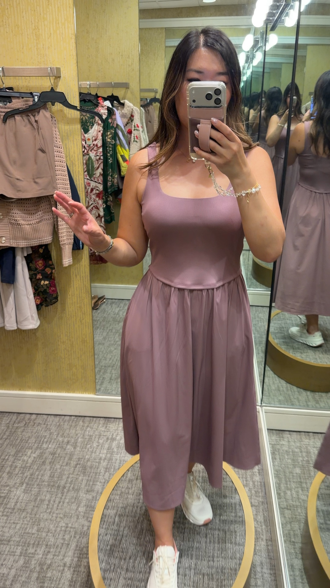 Nordstrom Sale Effortless Midi Dress: Small
A fave from last year that they brought back in more colors!