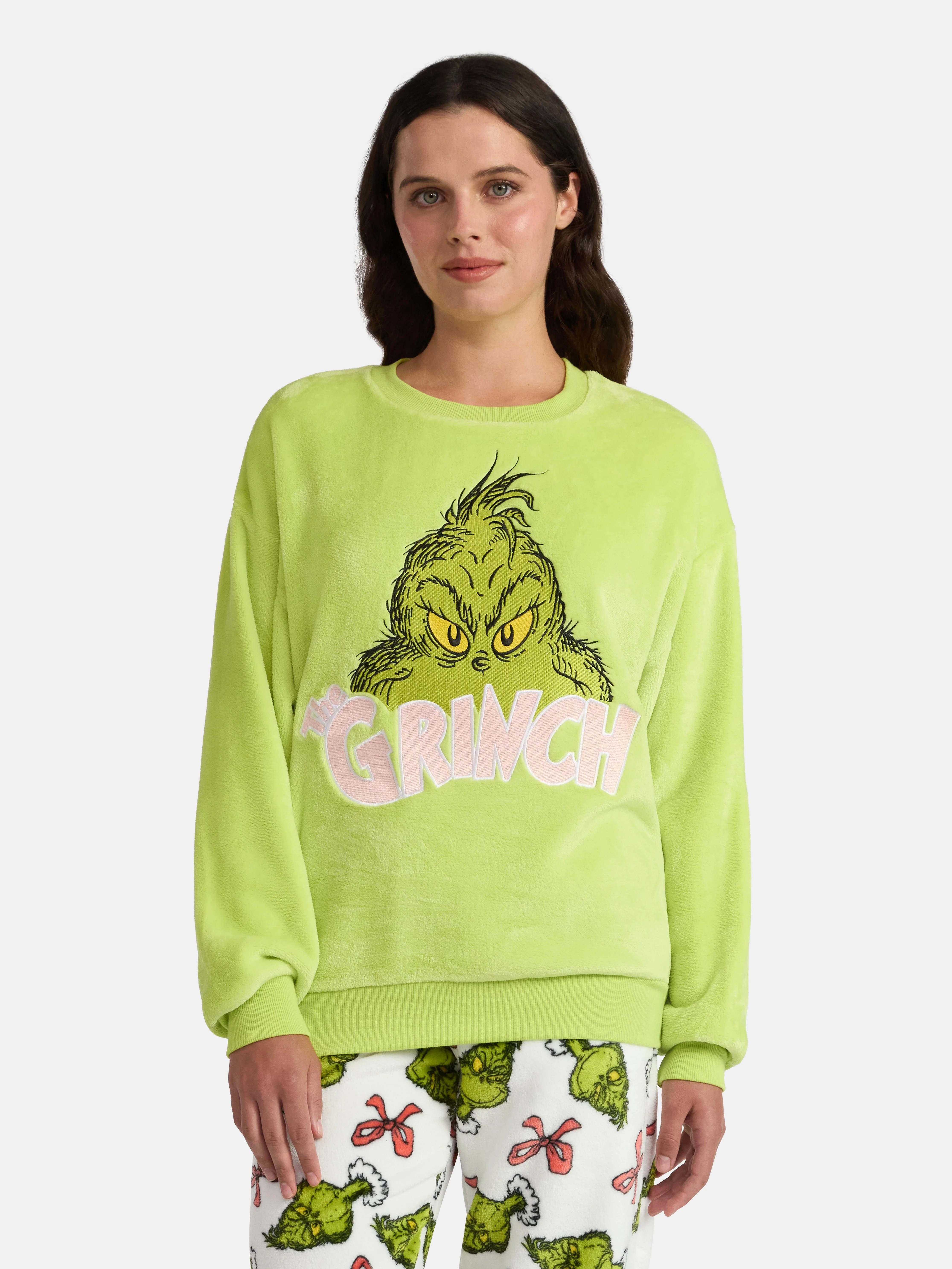 Dr. Seuss The Grinch Women's Plush Graphic Sweatshirt with Long Sleeves, Sizes XXS-XXL | Walmart (US)