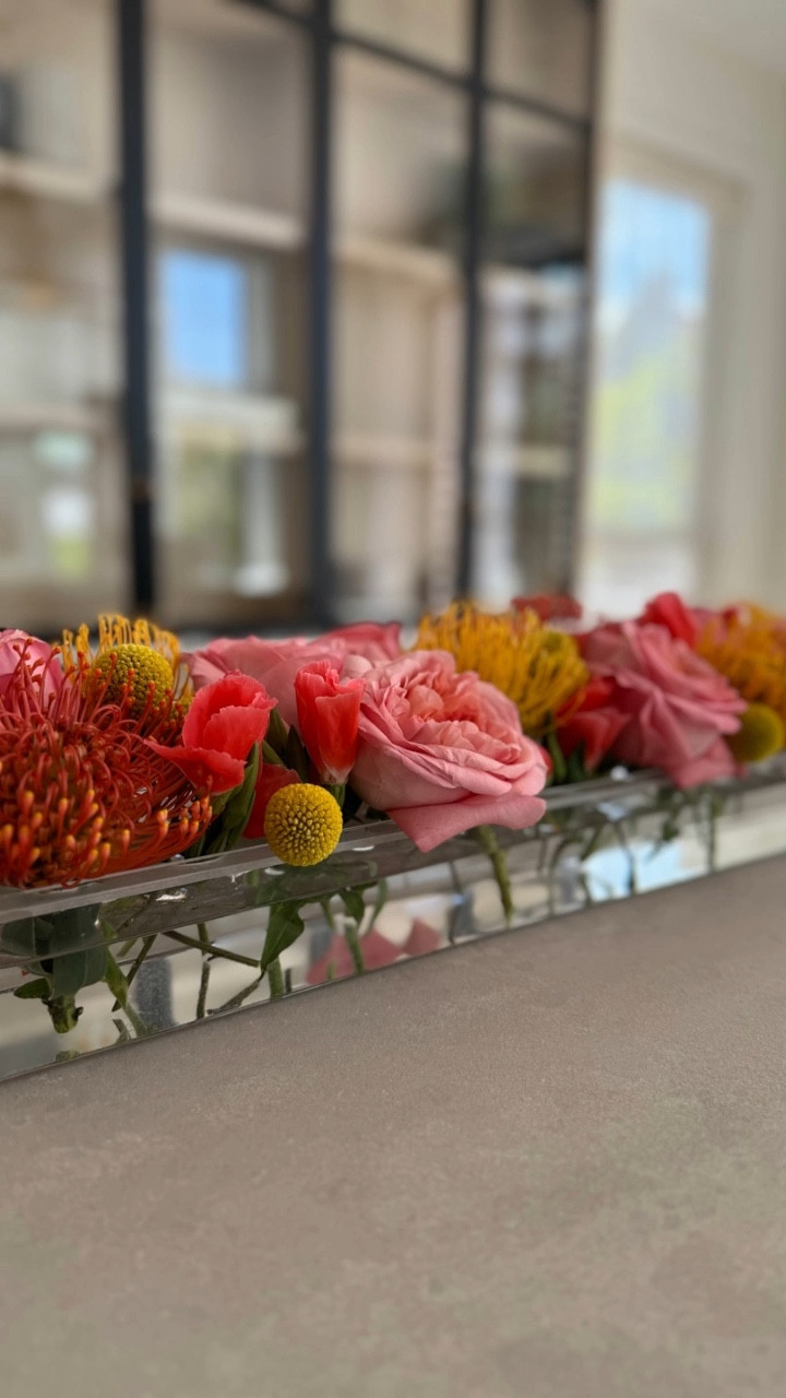 Acrylic Amazon vase! So easy and fun for any party! Makes a great centerpiece or gift idea.
This is the 24”.

Amazon home. Decor. Party decor. Party prep. Vase.


#LTKhome #LTKparties #LTKsalealert