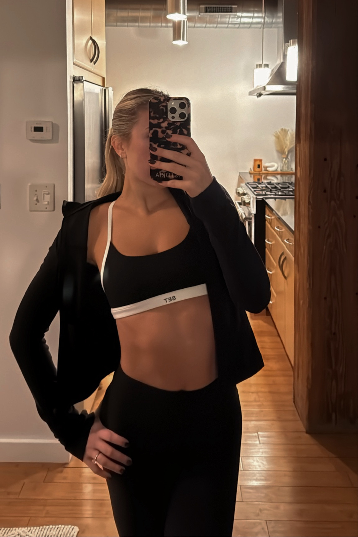 SET active black & white sports bra 🖤

#LTKStyleTip #LTKFindsUnder100 #LTKFitness