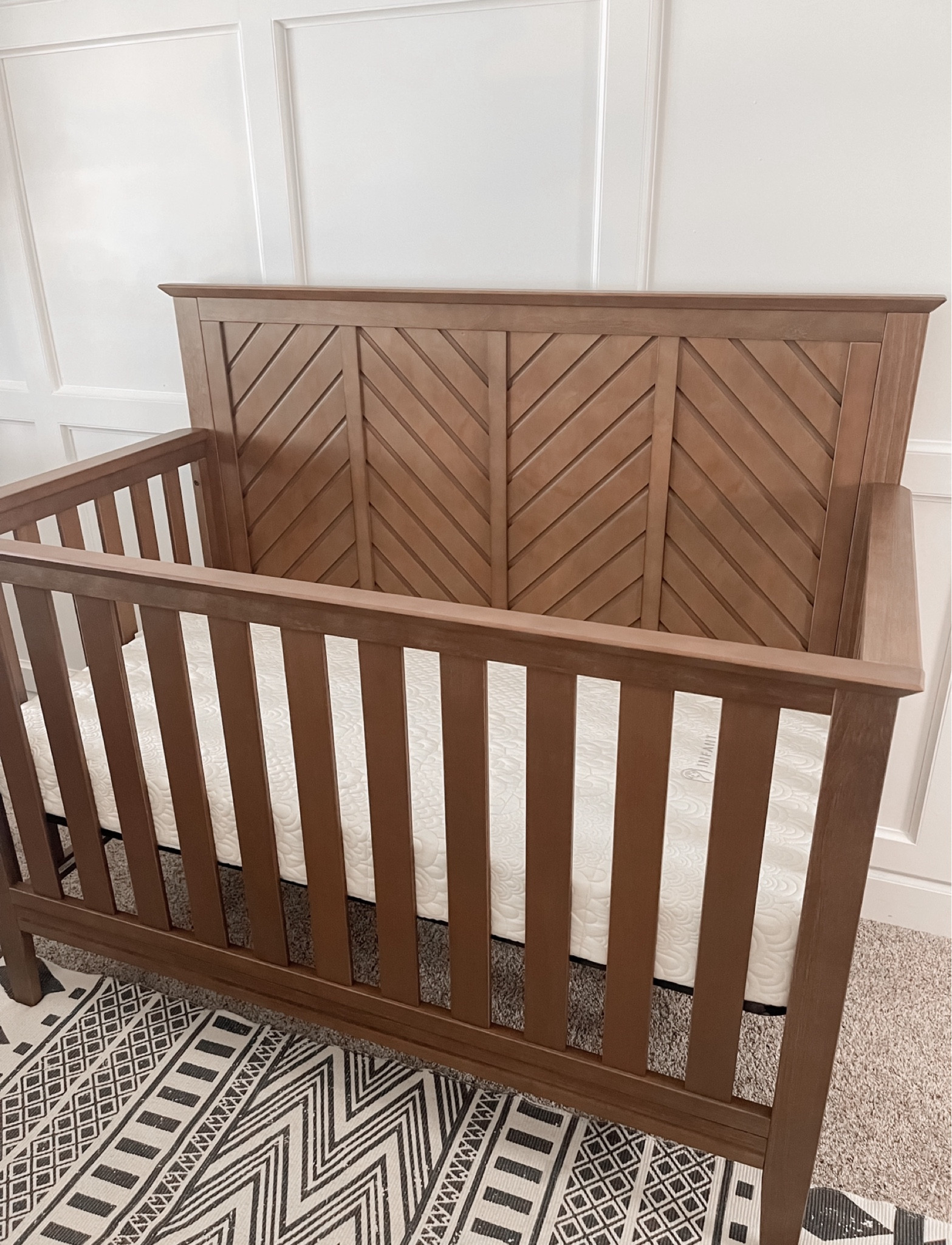 Neutral Nursery Crib, Neutral Furniture

nursery / nursery furniture / neutral furniture / baby crib / wooden crib 



#LTKhome #LTKbump #LTKbaby
