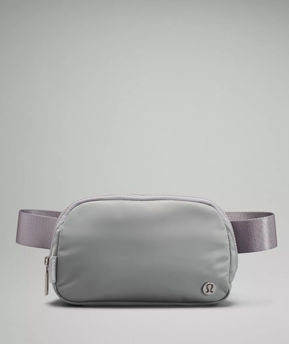 Lululemon belt bag in stock!


#ltkfit #ltkitbag

#LTKunder50 #LTKSeasonal #LTKunder100