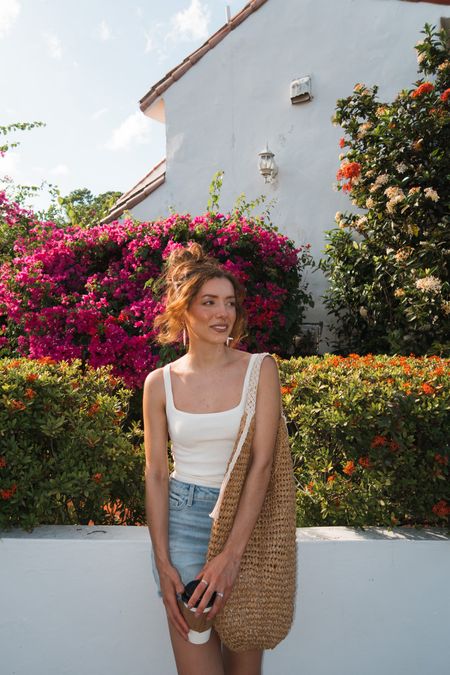 So happy to be in PR 🇵🇷🏝️☀️💛 found so many great pieces from @walmartfashion to wear on the trip! This tank top is one of my favorites! It has a crepe texture which elevates it. Love it! #walmartpartner #walmartfashion 

#LTKSeasonal