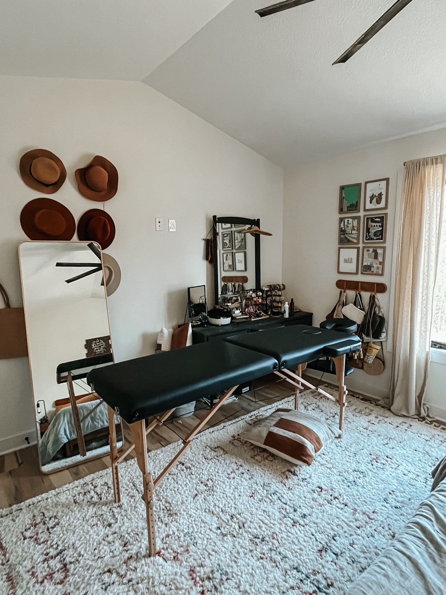 The massage table. That’s the caption. Cuz that’s all there is to know.

#LTKGiftGuide #LTKsalealert #LTKMostLoved