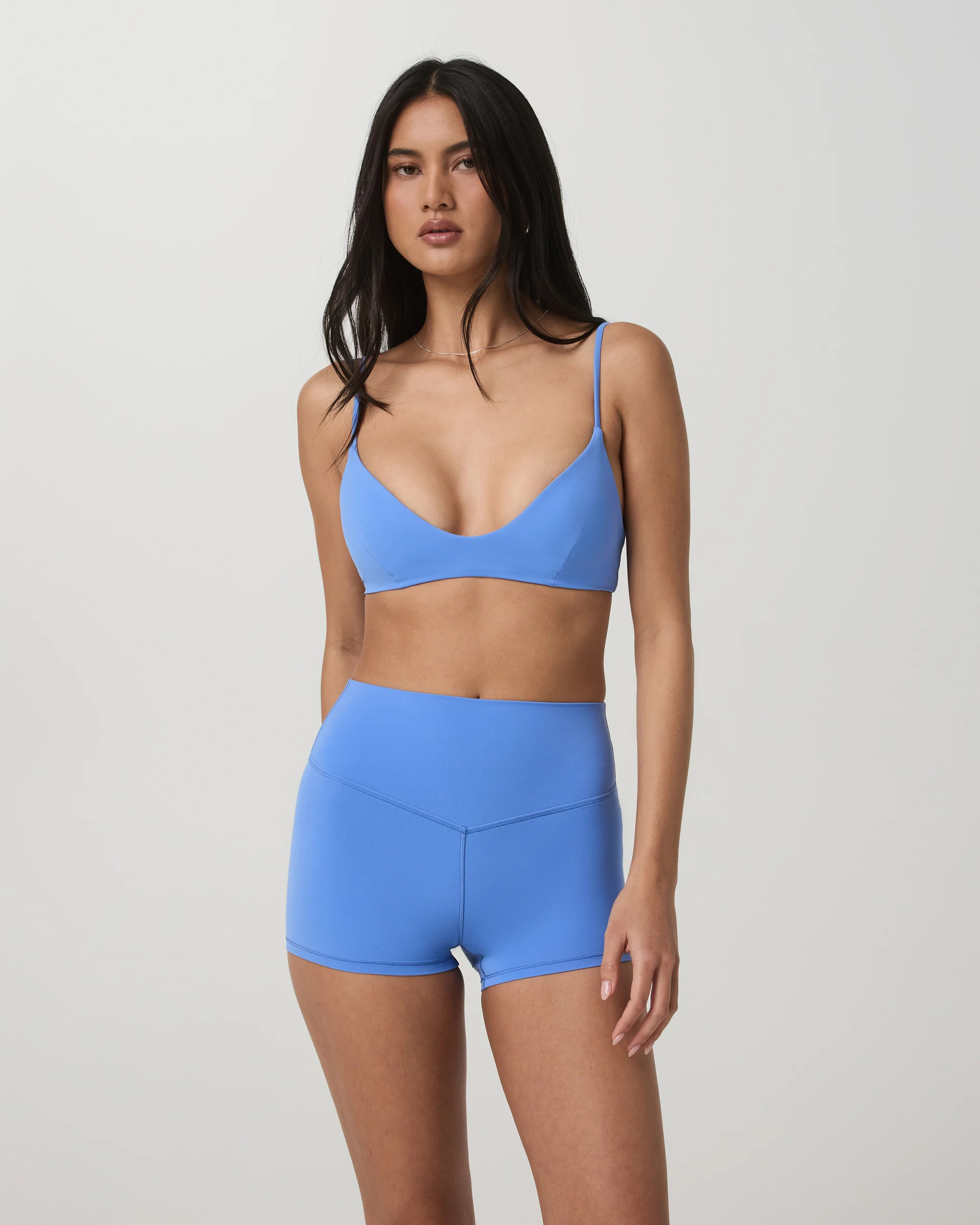 Vuori AllTheForm™ Micro Bra – Women's Riviera Blue Sports Bra – Vuori | Vuori Clothing (US & Canada)