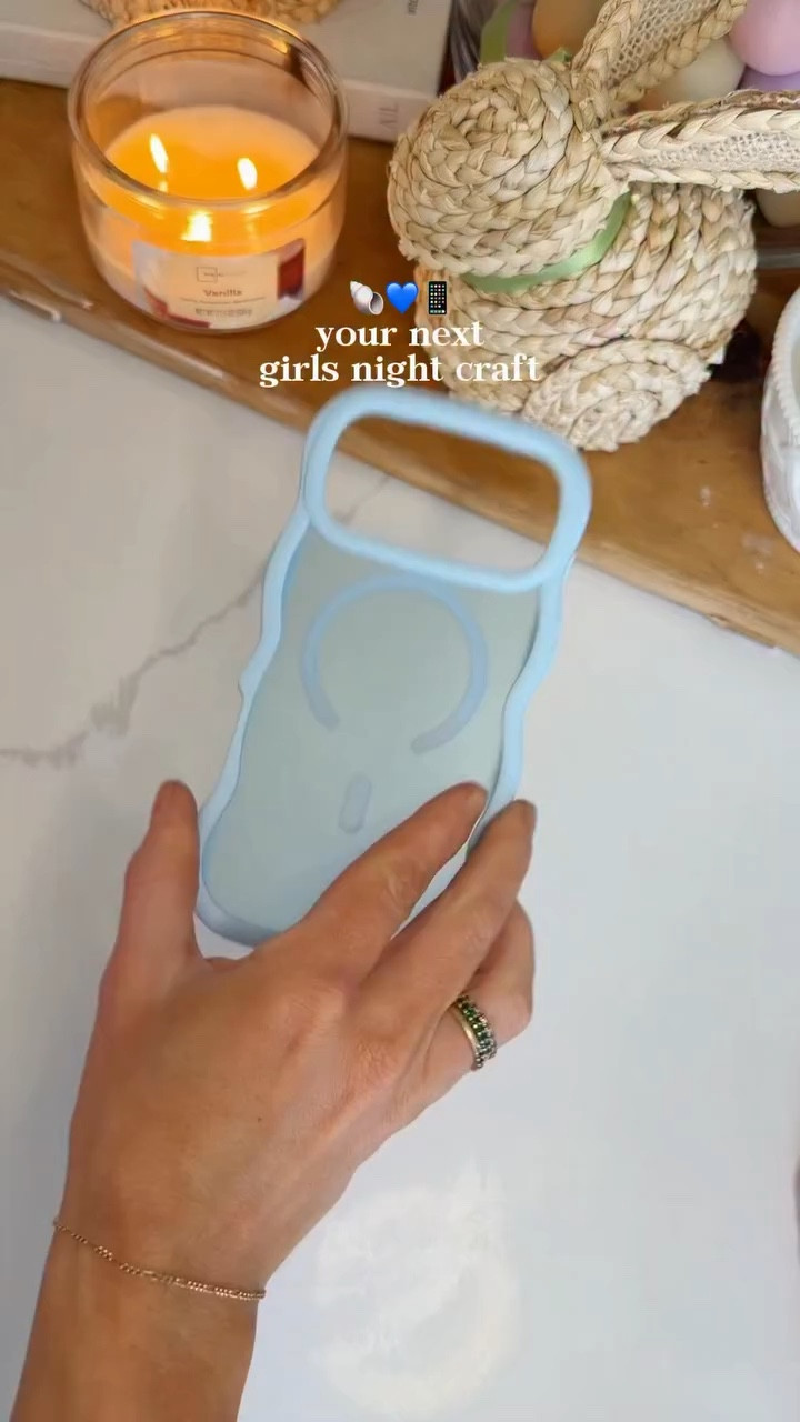 Soon I will have a phone case for every day of the week because this is my newest hyper fixation 🤭🐚📱 the cutest summer beachy diy phone case and 10/10 craft for girls night!! 

Follow @kimberlyj_king for more easy DIYS and crafts + comment PHONE for links to everything I used + step by step instructions so you can make it too (promise it’s easy!!) 

#easycraft #craftideas #girlsnight #summer #diy bedazzle resin junk charm phone case spring summer girls night in craft idea cute fun easy birthday party teen tween shell beach lake coastal diy
