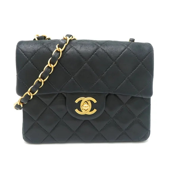 Pre-Owned Chanel Matelassé 17 Chain Shoulder Bag for Women, A01115, Lambskin, Black | Walmart (US)