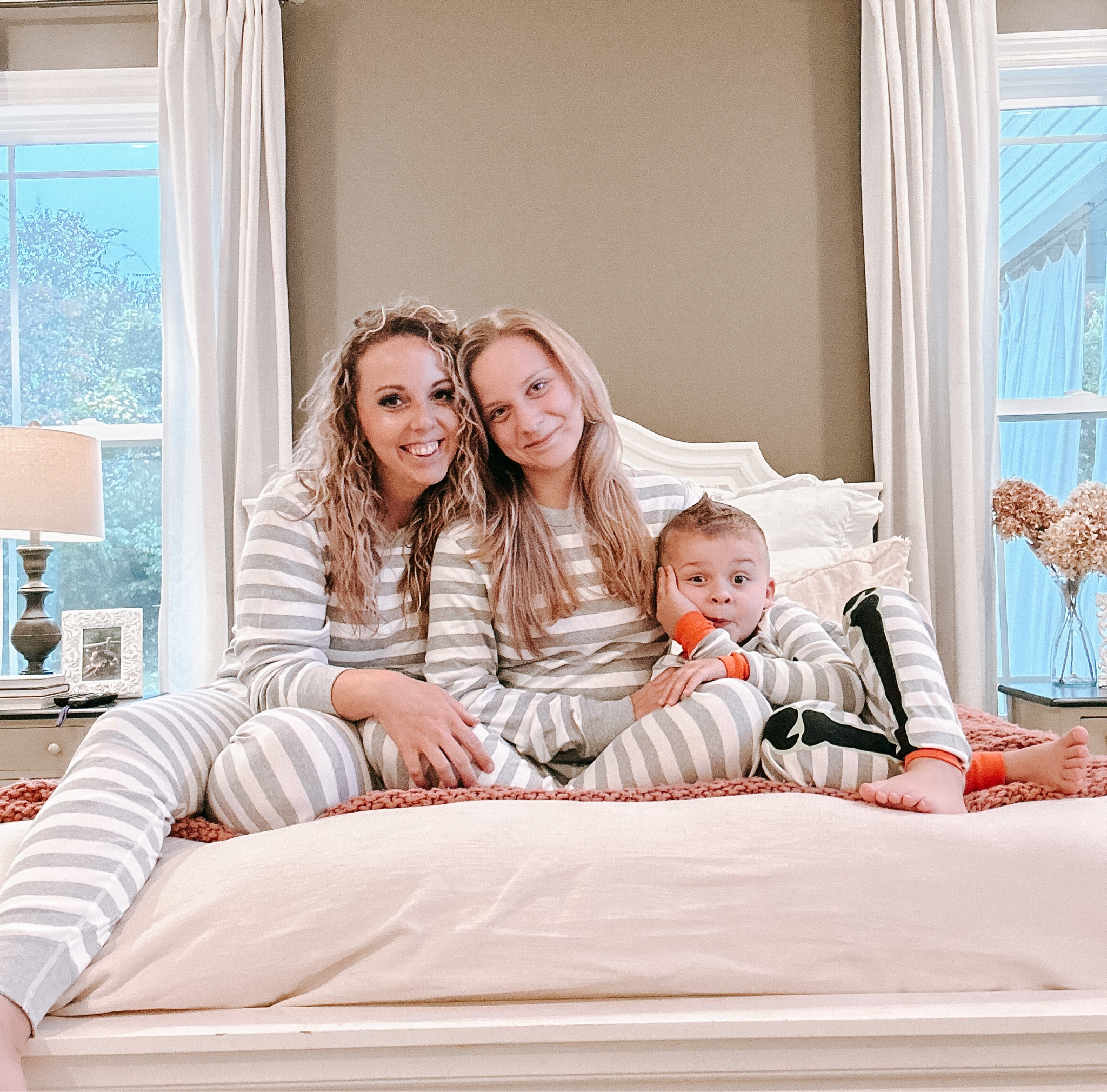 Movie night in our Halloween Hanna Andersson jams= best way to get rid of the Sunday scaries 👻



#hannaandersson #halloween #holiday #familypajamas #matchingfamilypajamas 

#LTKHoliday #LTKHalloween #LTKfamily