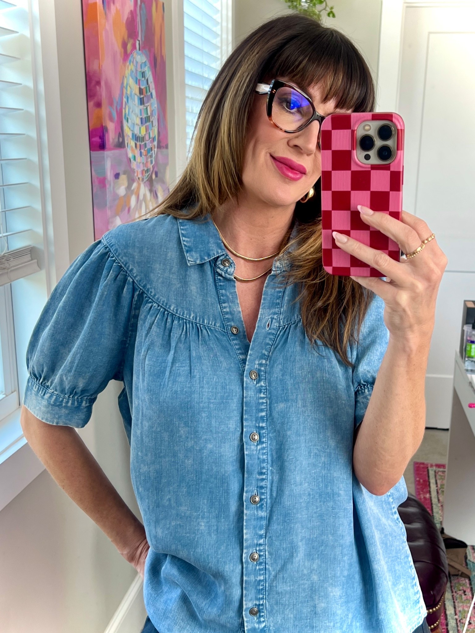 👖 Chambray Puff Sleeved Tops are soooo versatile for this spring and summer. I wear this one all the time. Leaving lots of similar options linked.

#LTKStyleTip #LTKFindsUnder100 #LTKOver40