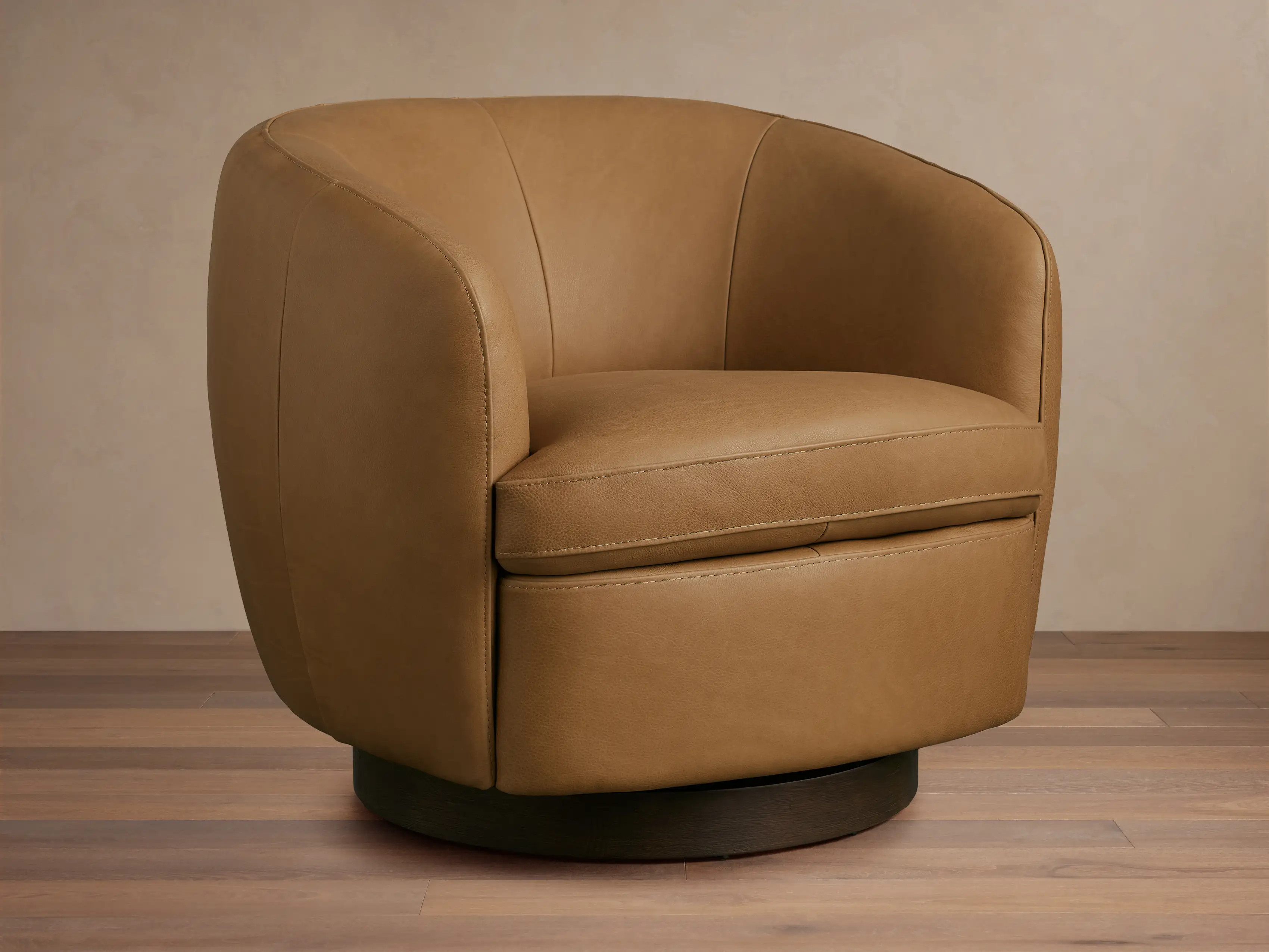 Cerrito Leather Swivel Chair | Arhaus