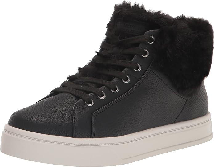 Koolaburra by UGG Women's Sundell Fuzz Chukka | Amazon (US)